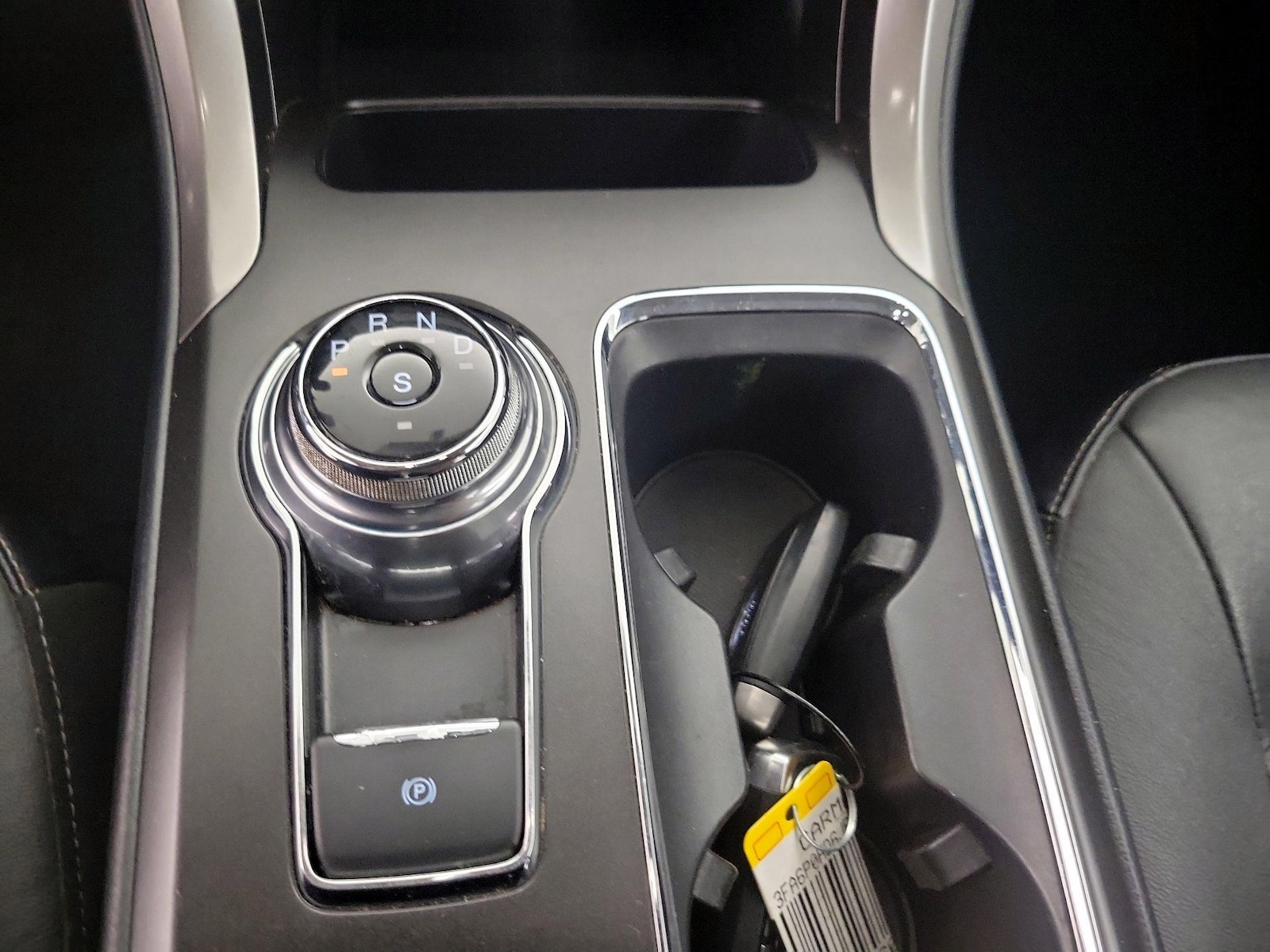 2018 Ford Fusion SE - Photo 18