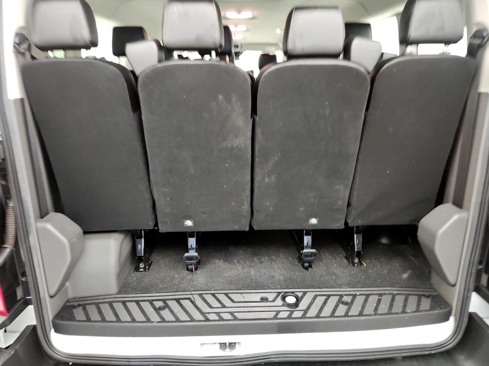 2020 Ford Transit Passenger Van XL - Photo 22