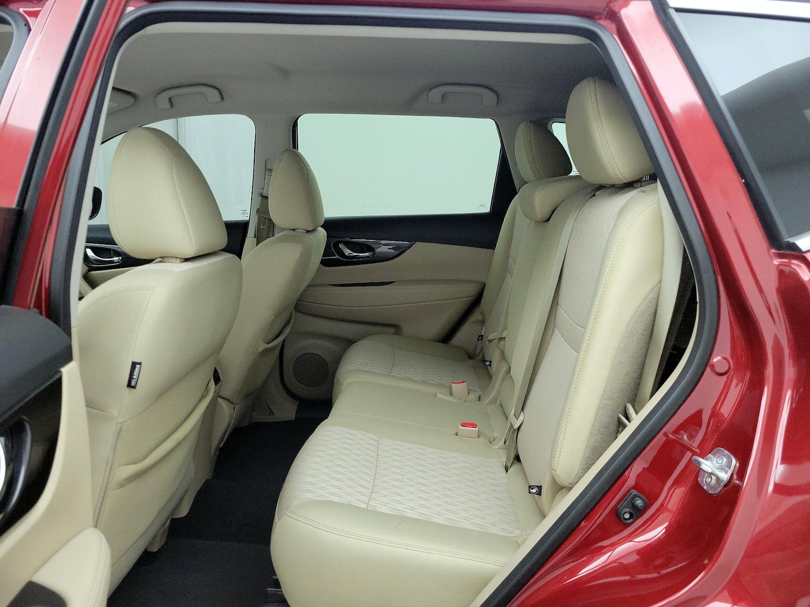 2019 Nissan Rogue SV - Photo 20