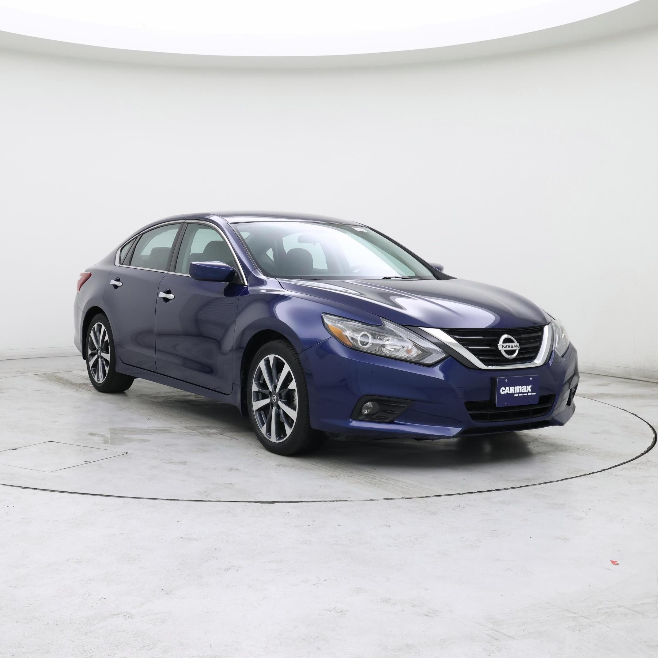 Blue 2017 Nissan Altima Sedan Front-Wheel Drive Automatic