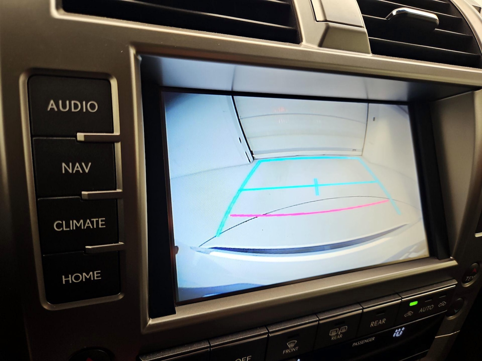 2019 Lexus GX Base - Photo 16