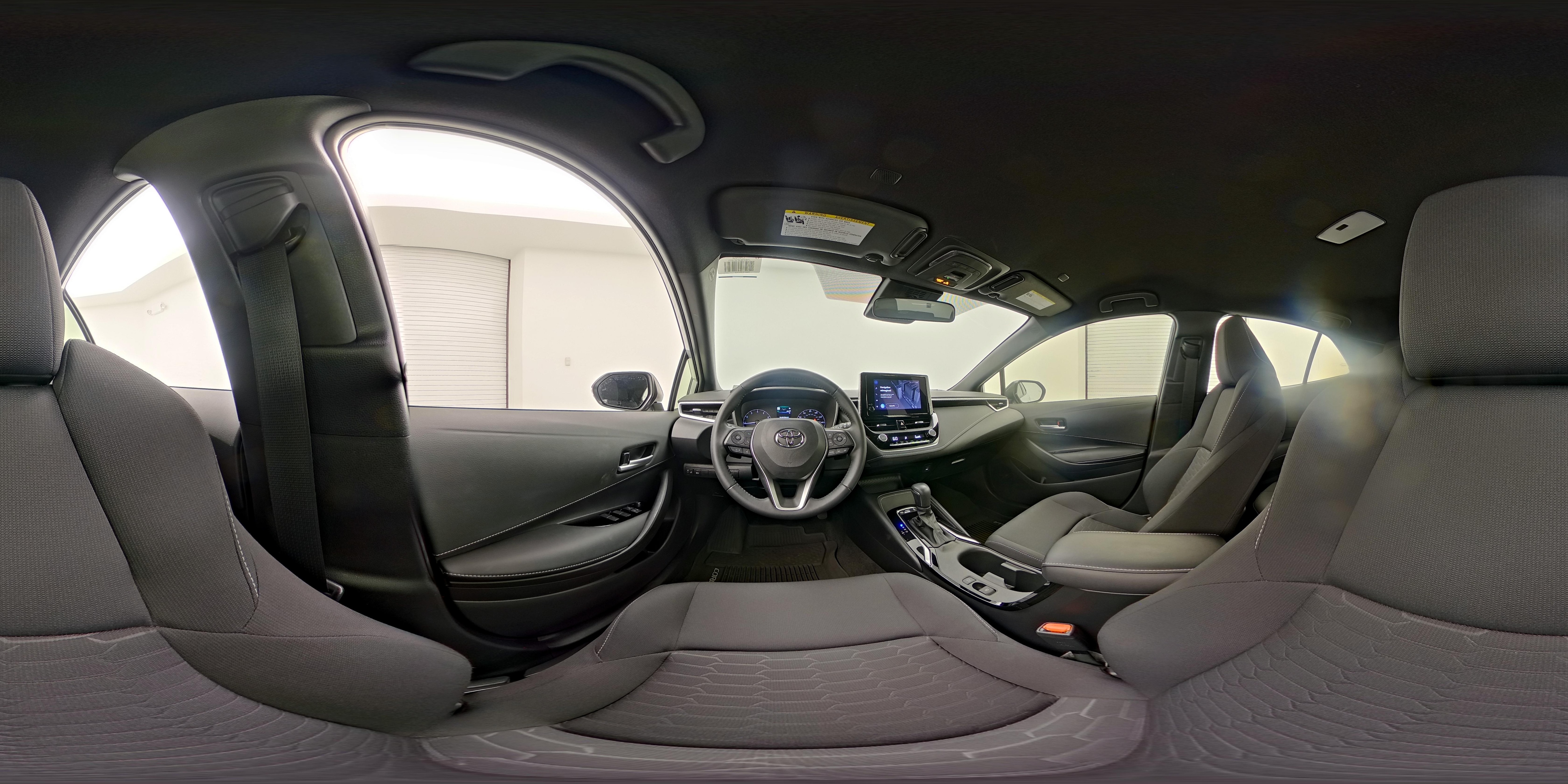 2023 Toyota Corolla Hatchback SE - Photo 24