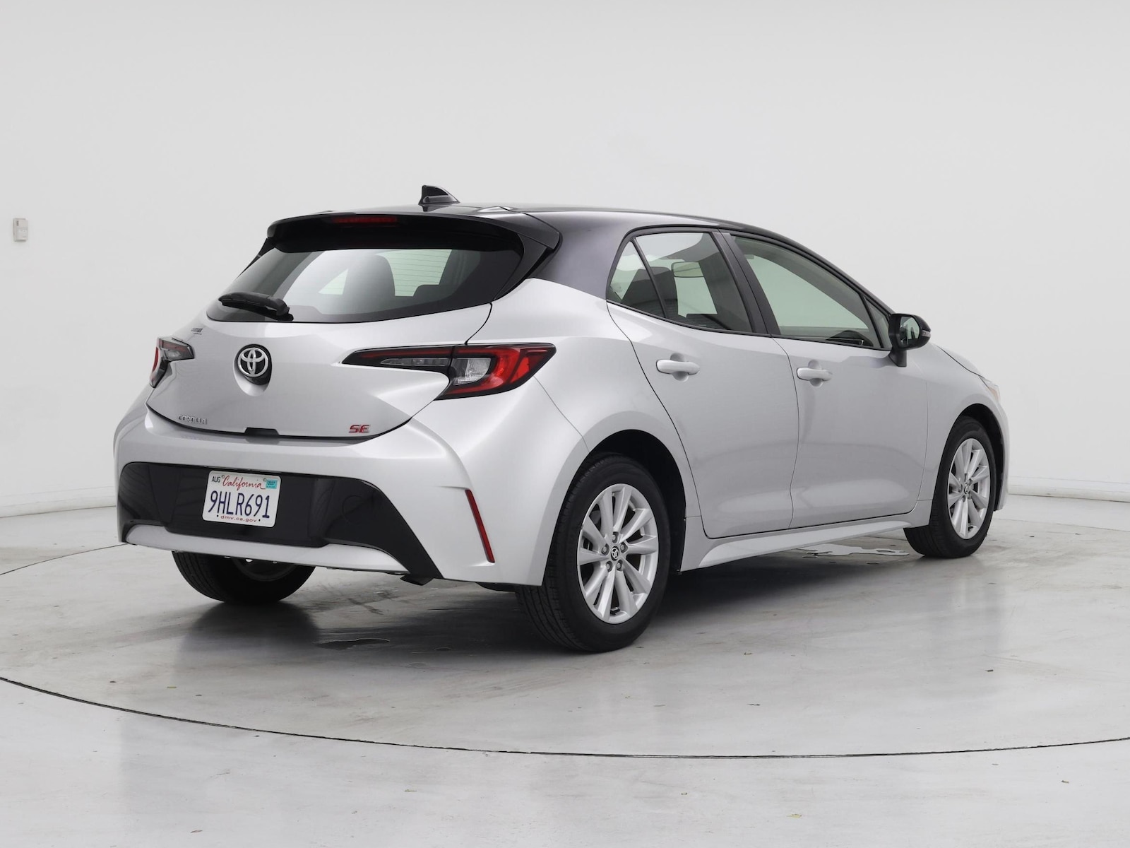 2023 Toyota Corolla Hatchback SE - Photo 9