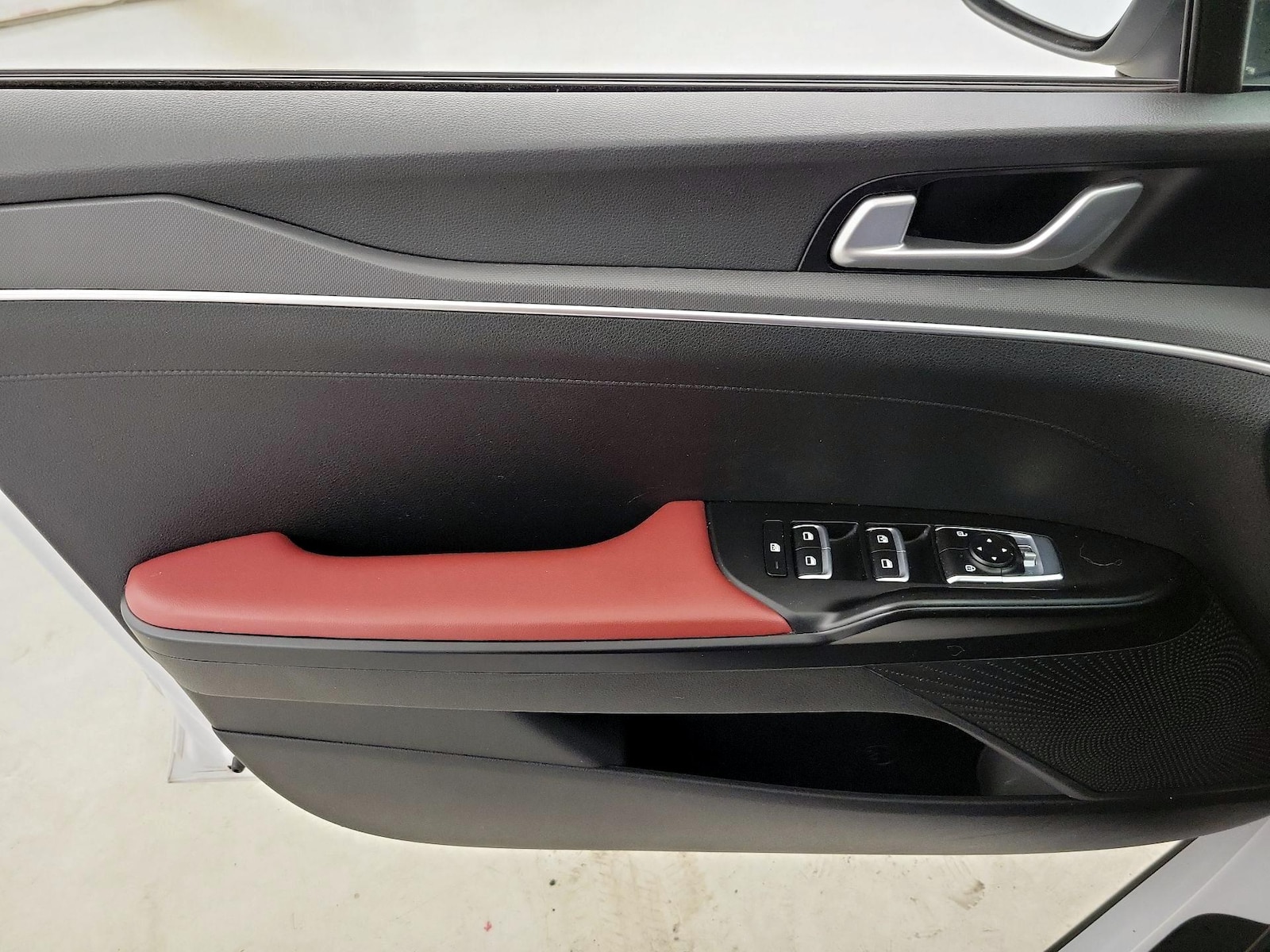 2024 Kia K5 GT-Line - Photo 13