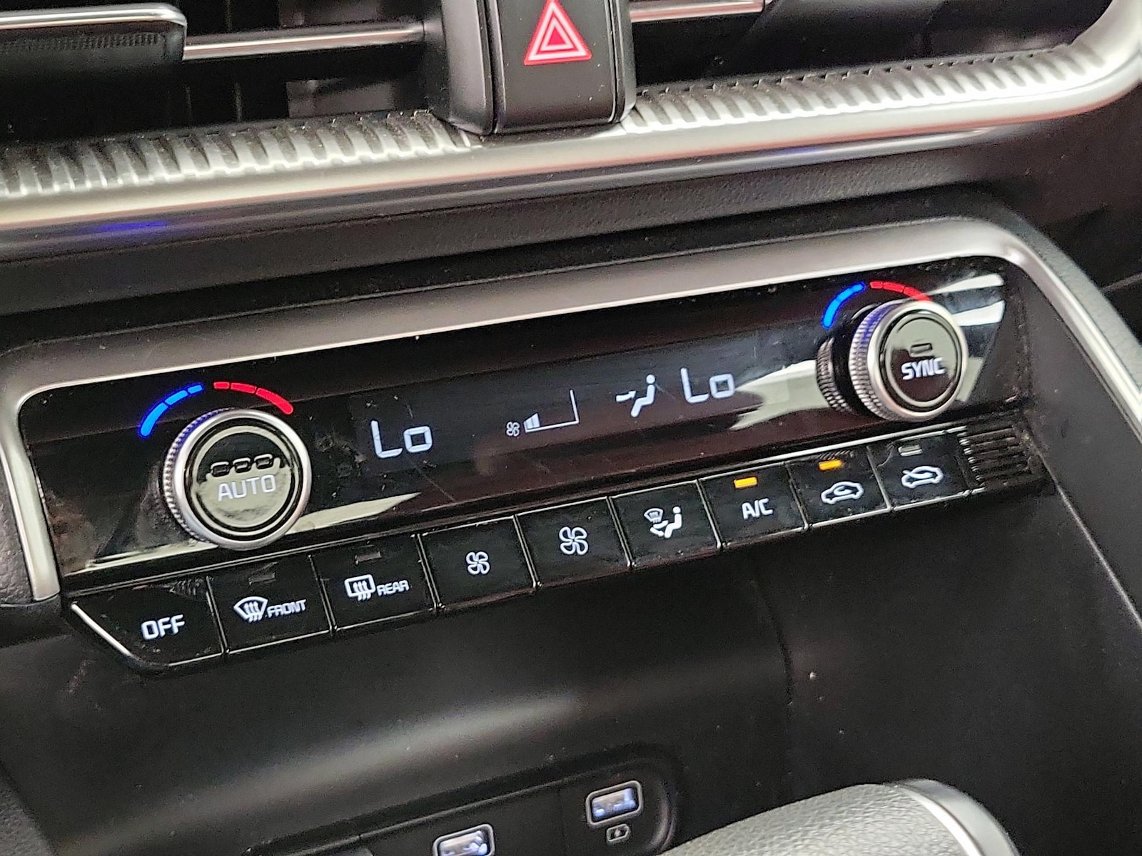 2024 Kia K5 GT-Line - Photo 18