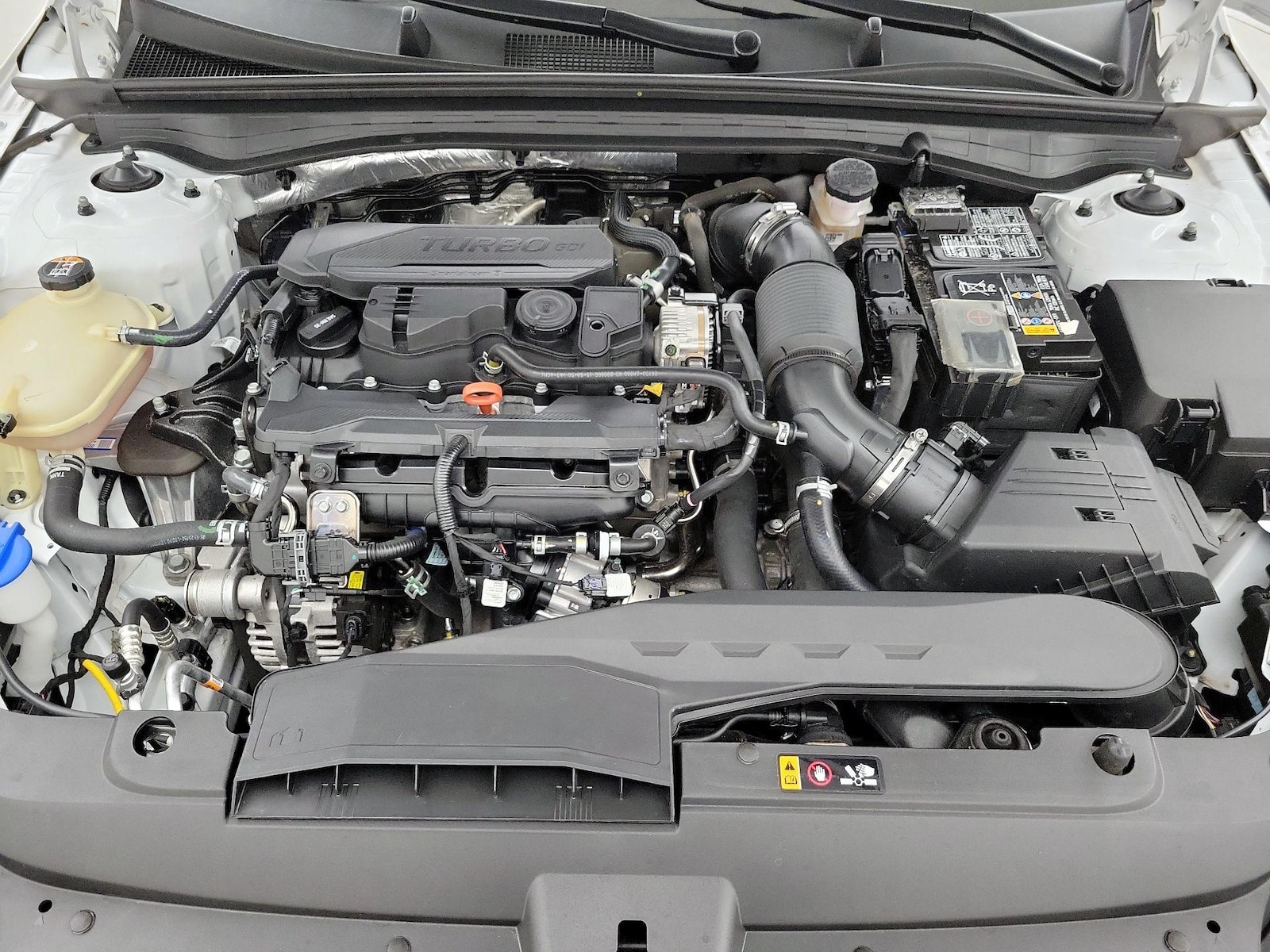 2024 Kia K5 GT-Line - Photo 23