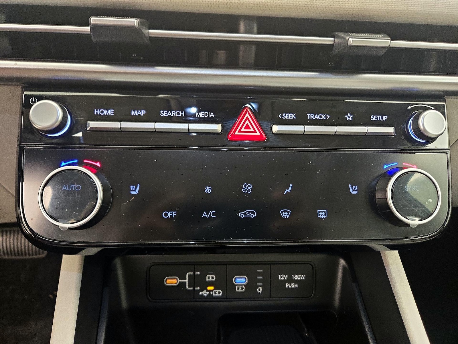 2025 Hyundai Tucson SEL Convenience - Photo 18