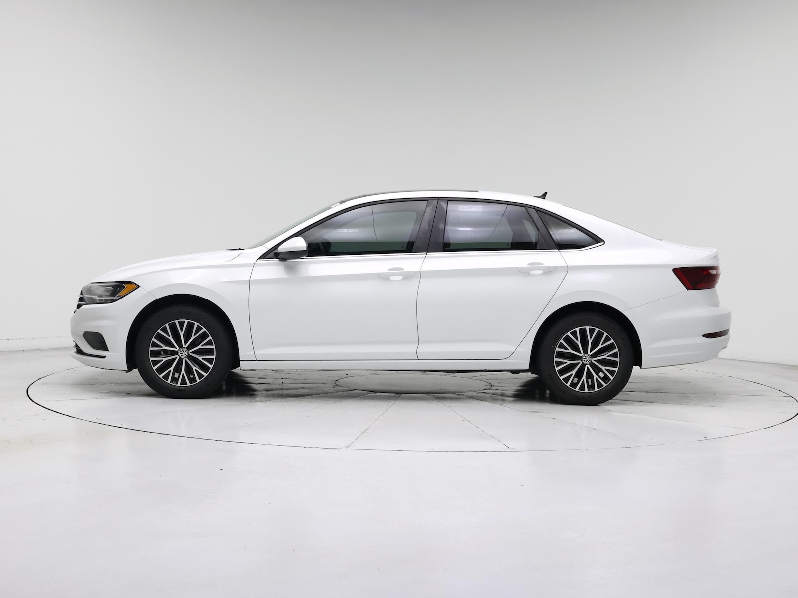 2021 Volkswagen Jetta SE - Photo 4