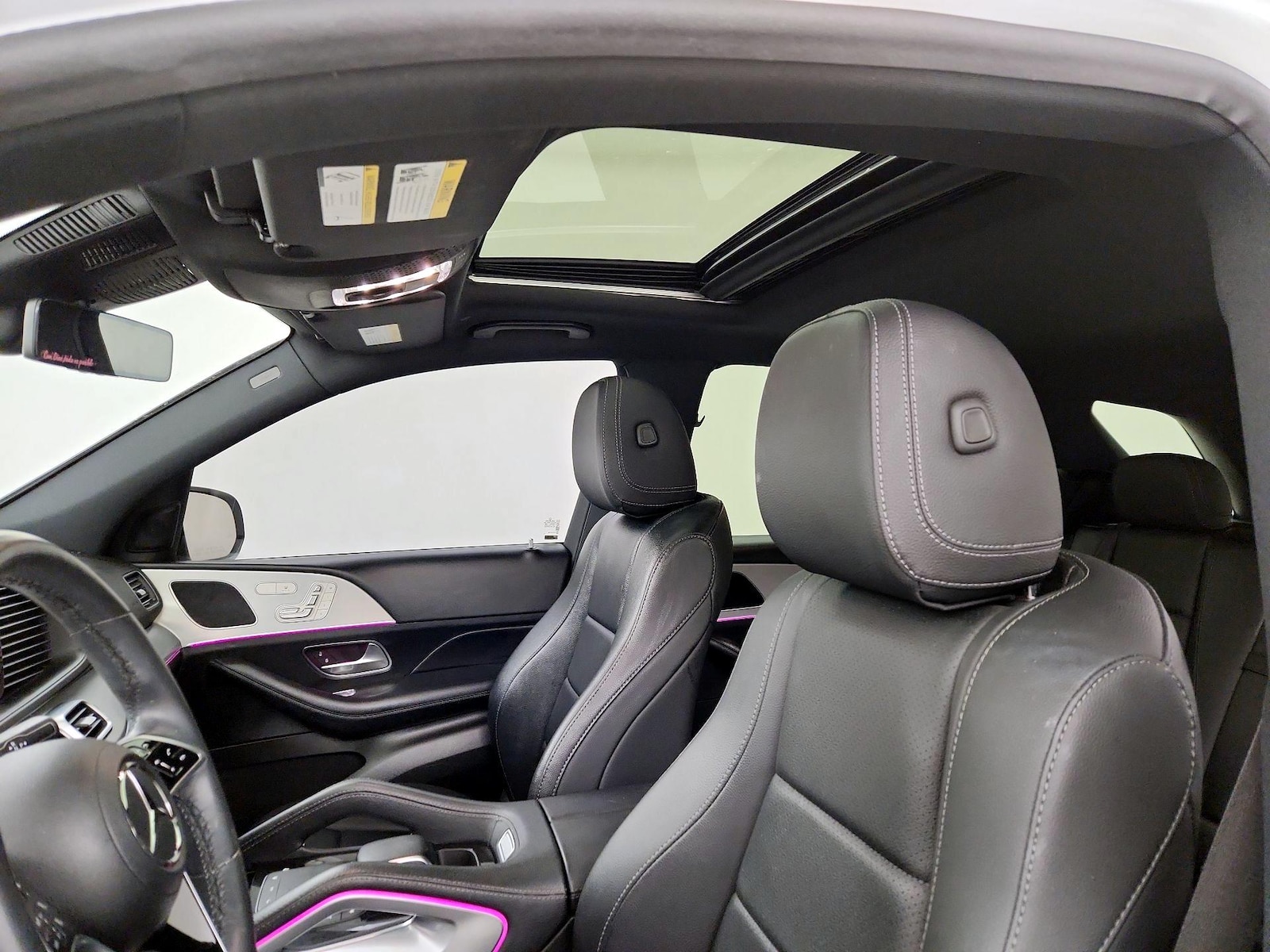 Sunroof(s) & Overhead Airbags