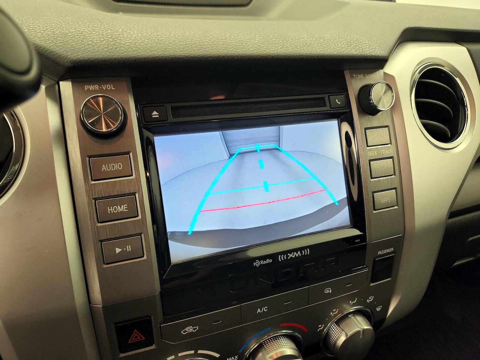 2014 Toyota Tundra SR5 - Photo 15