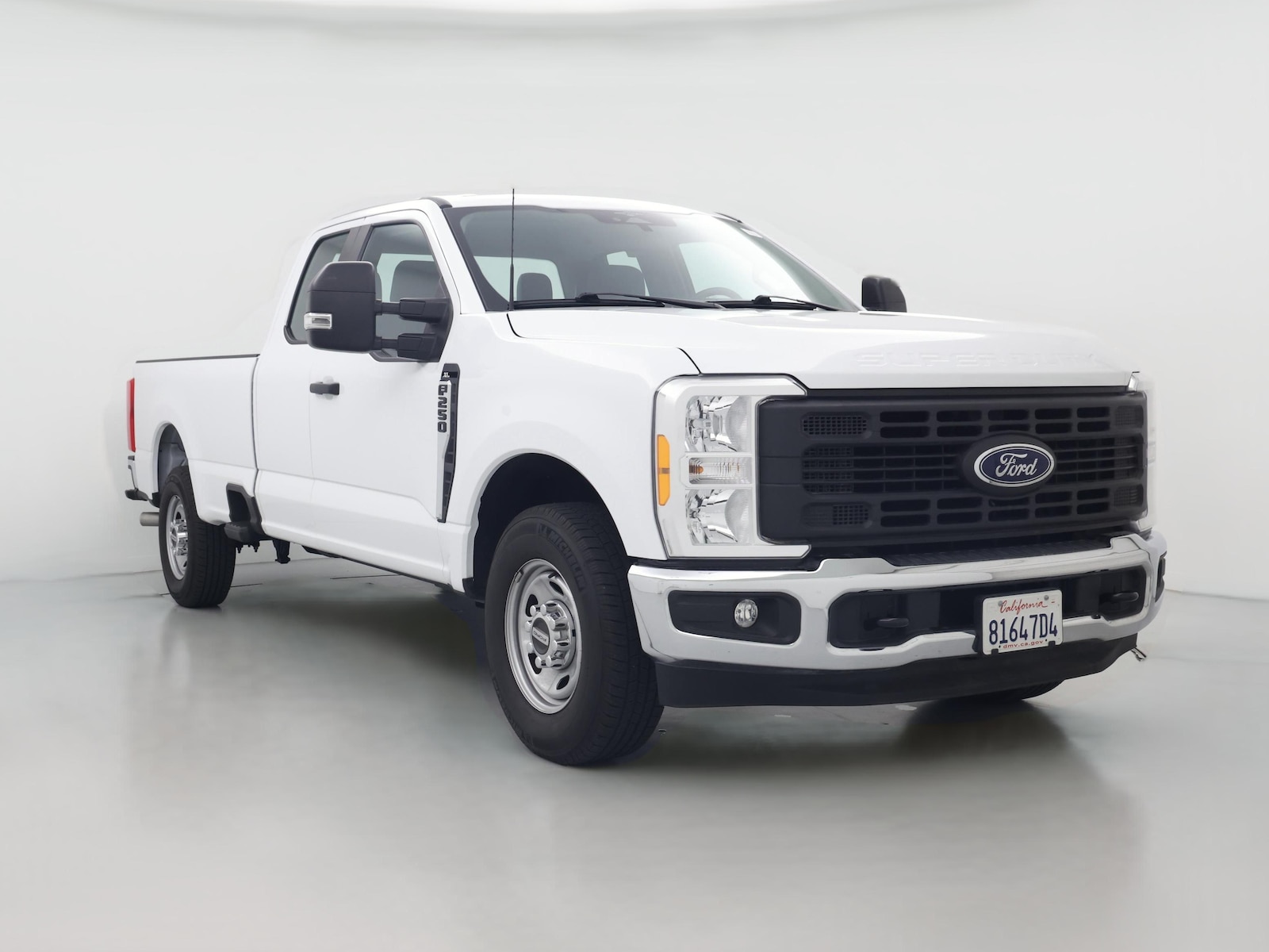 Long Bed, Bed Liner & Tow Hitch
