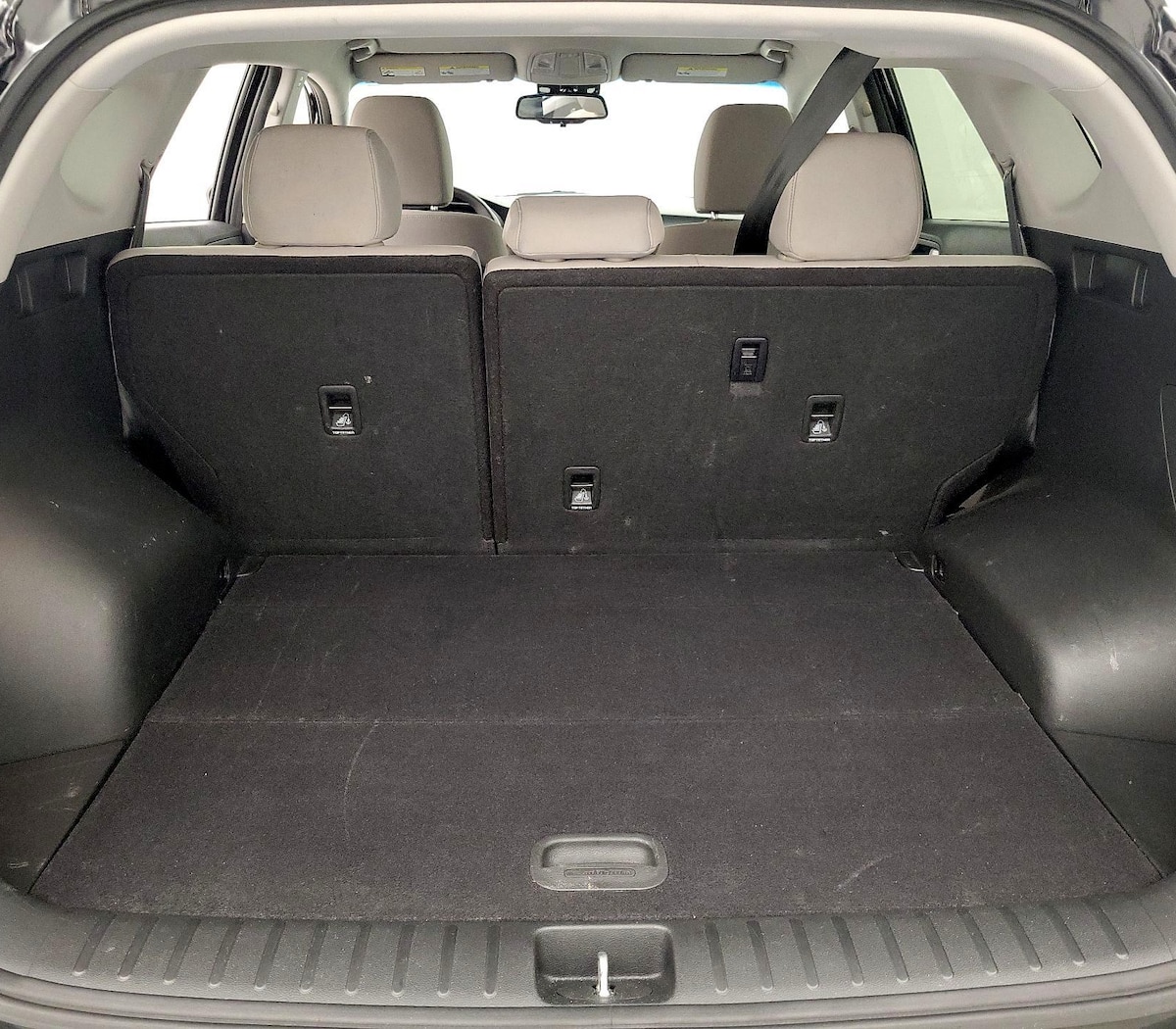 Trunk/Cargo (Seats Up)