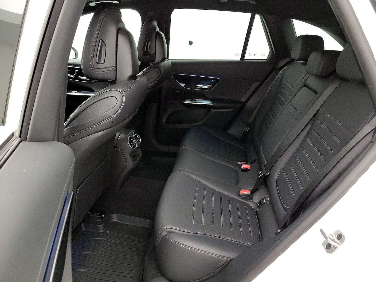 2023 Mercedes-Benz GLC GLC 300 - Photo 22