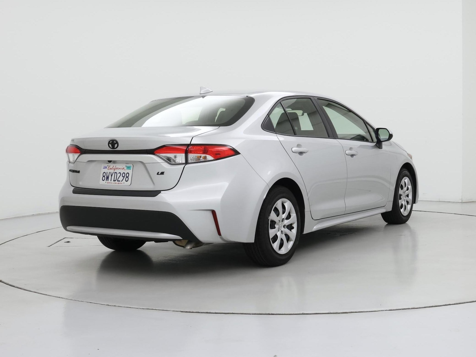 2021 Toyota Corolla LE - Photo 9