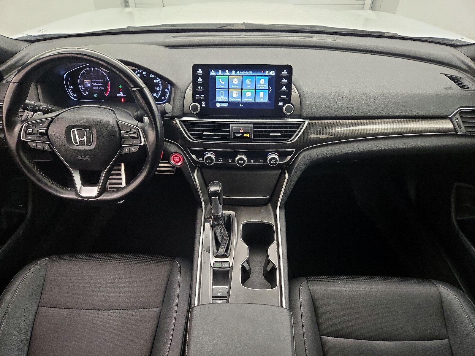 Apple CarPlay® & Android Auto™