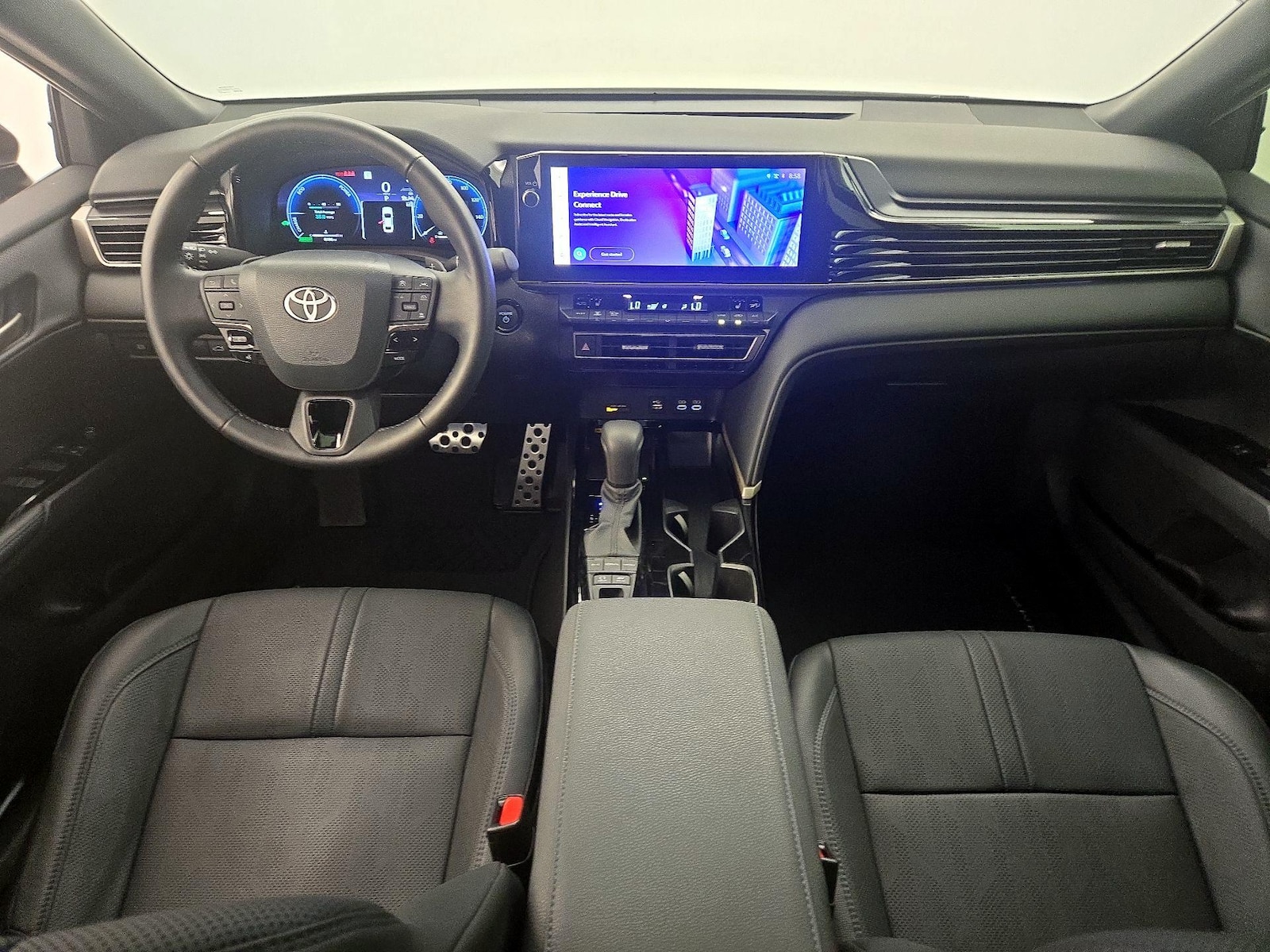 2025 Toyota Camry XSE - Photo 10