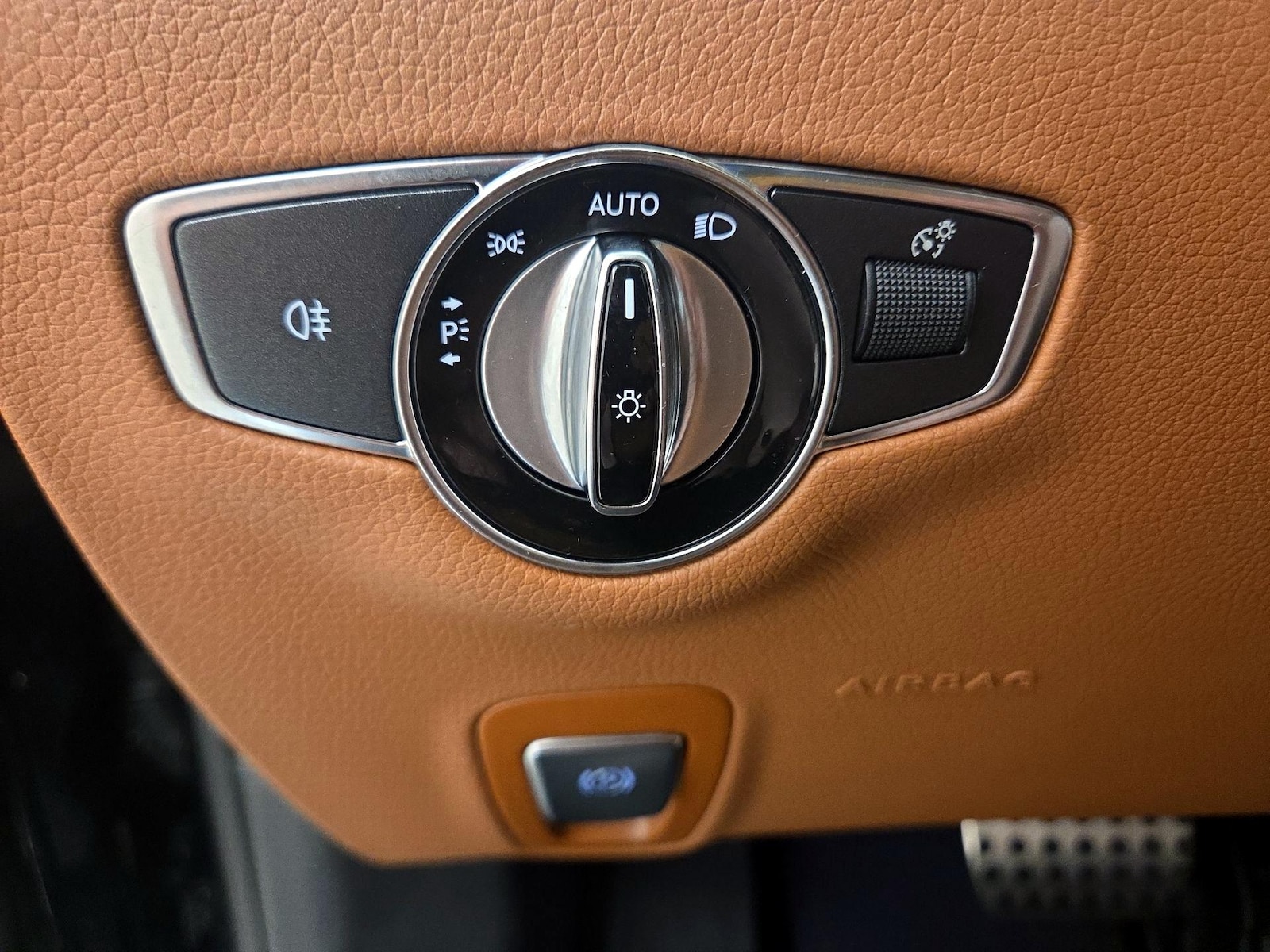2023 Mercedes-Benz E-Class E450 - Photo 14