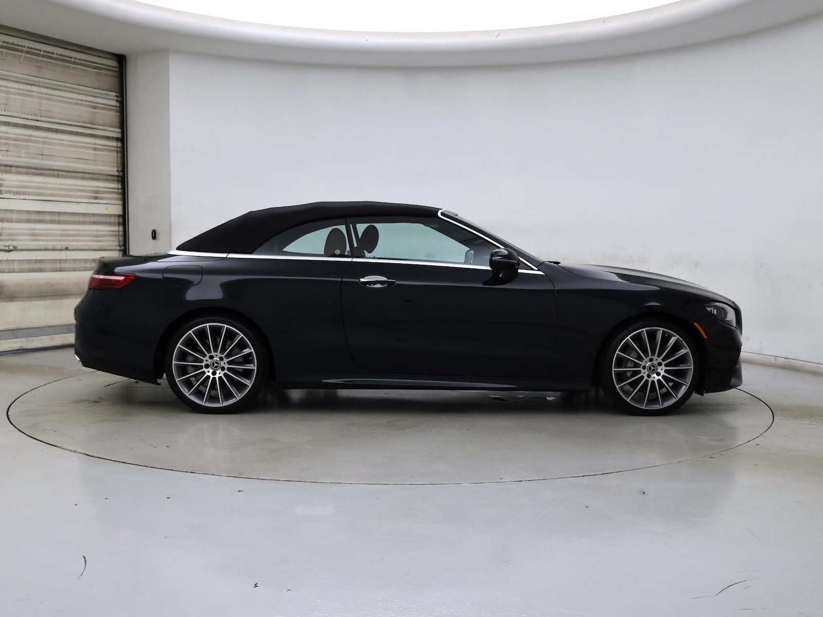 2023 Mercedes-Benz E-Class E450 - Photo 8