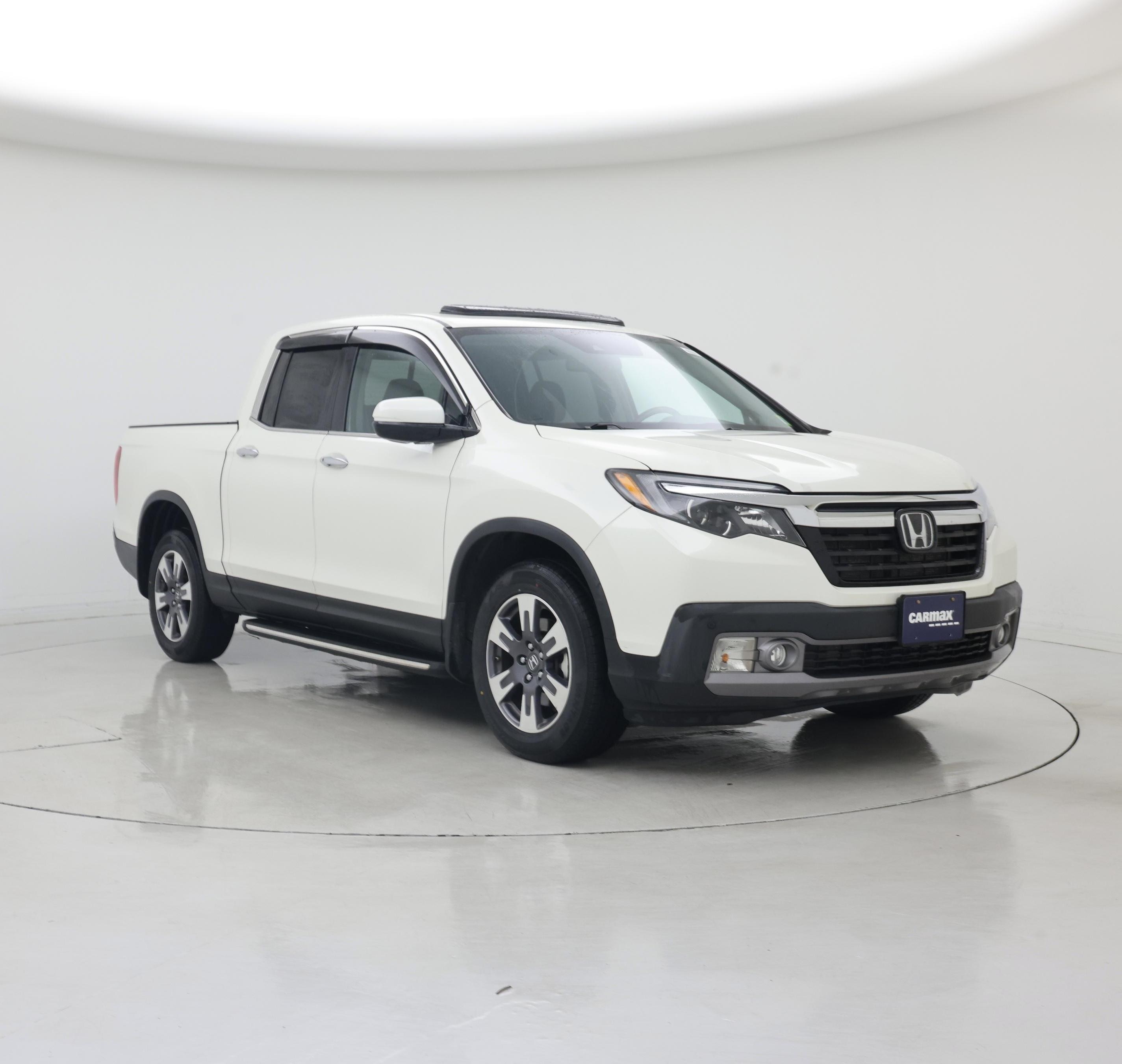 White 2018 Honda Ridgeline Pickup Truck All-Wheel Drive Automatic