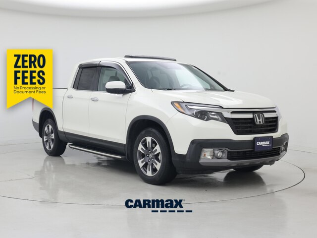 White 2018 Honda Ridgeline Pickup Truck All-Wheel Drive Automatic