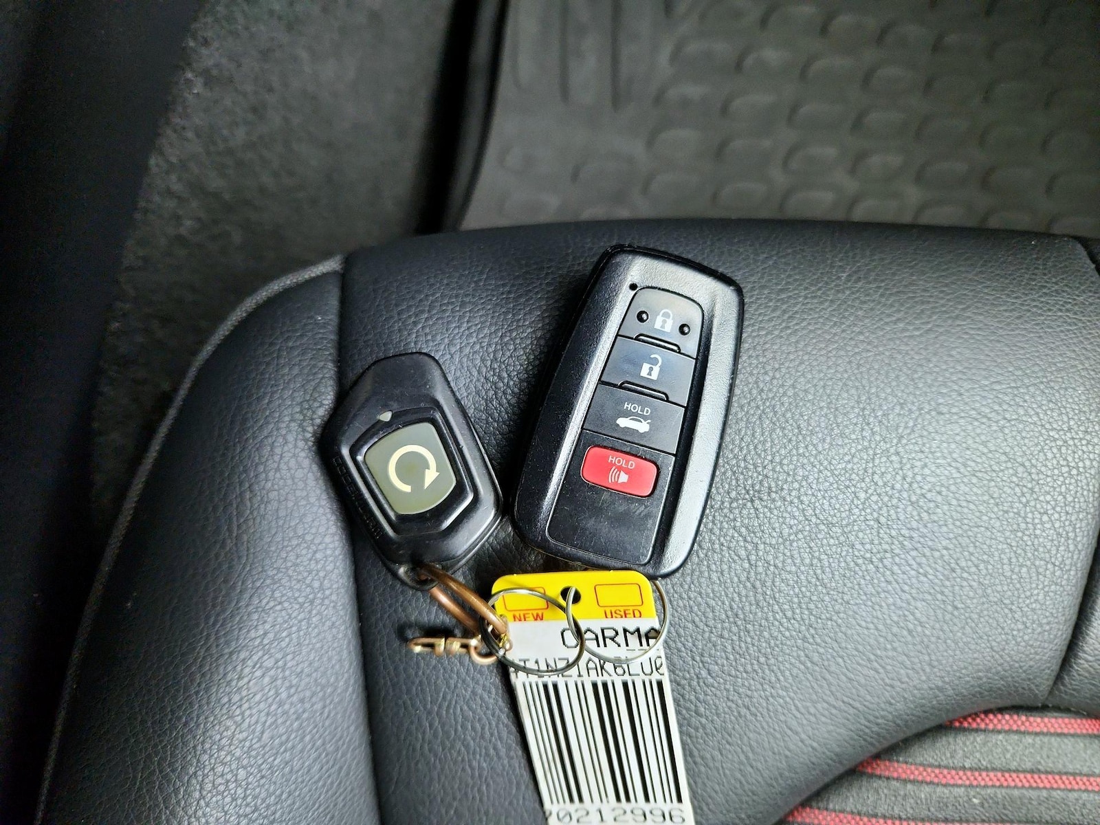 2020 Toyota Camry XSE - Photo 23