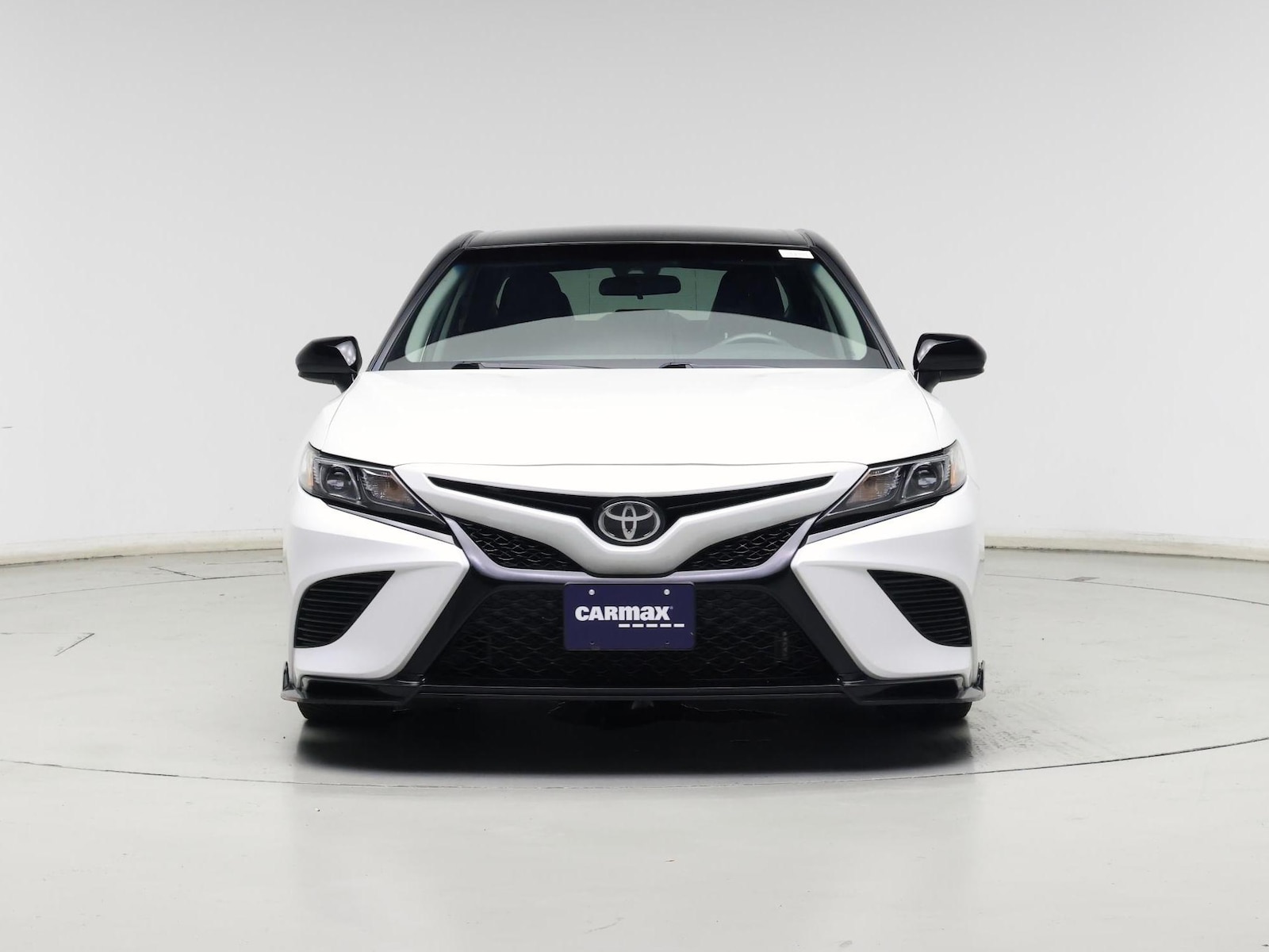 2020 Toyota Camry XSE - Photo 6