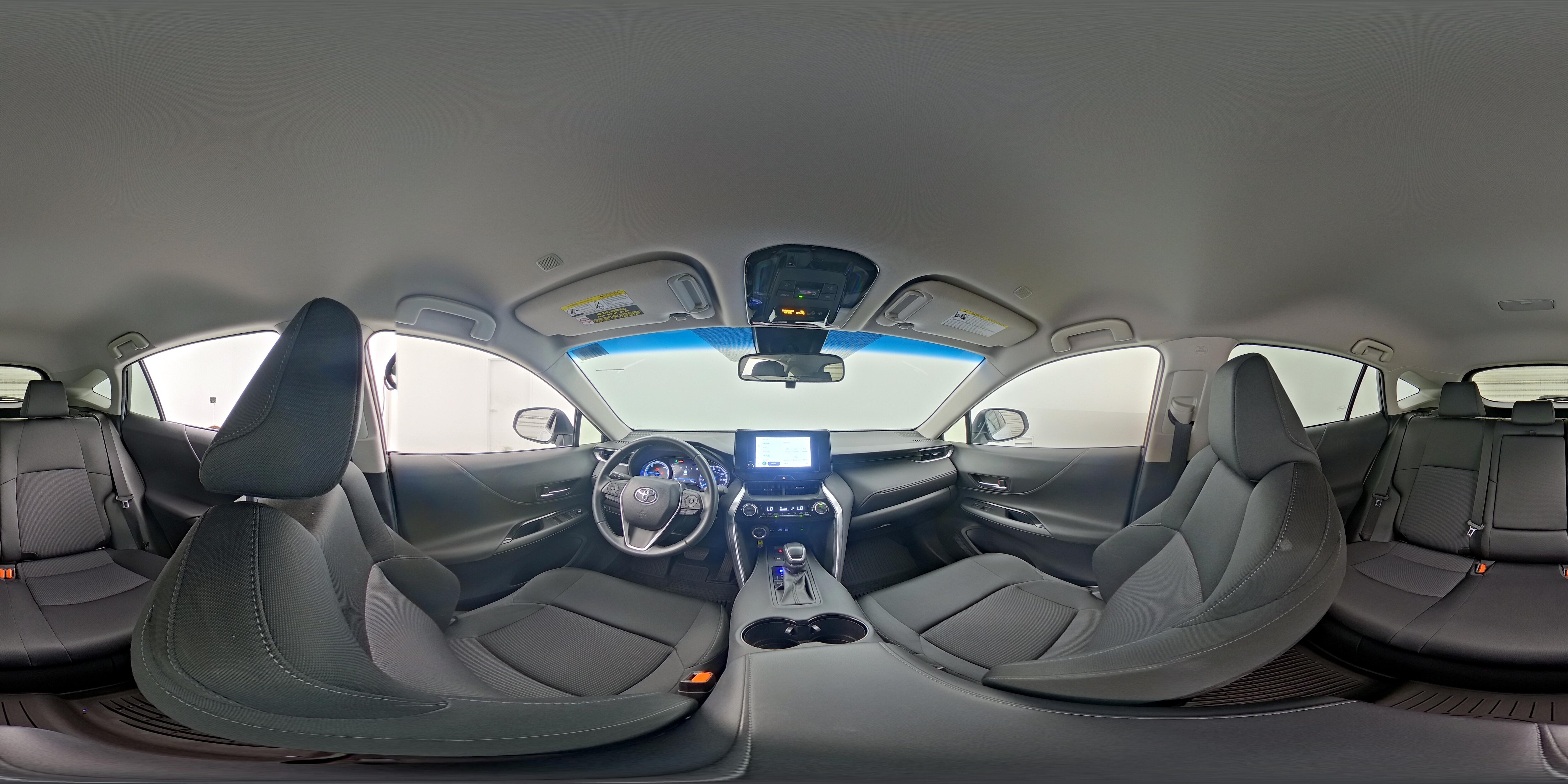 2023 Toyota Venza LE - Photo 24
