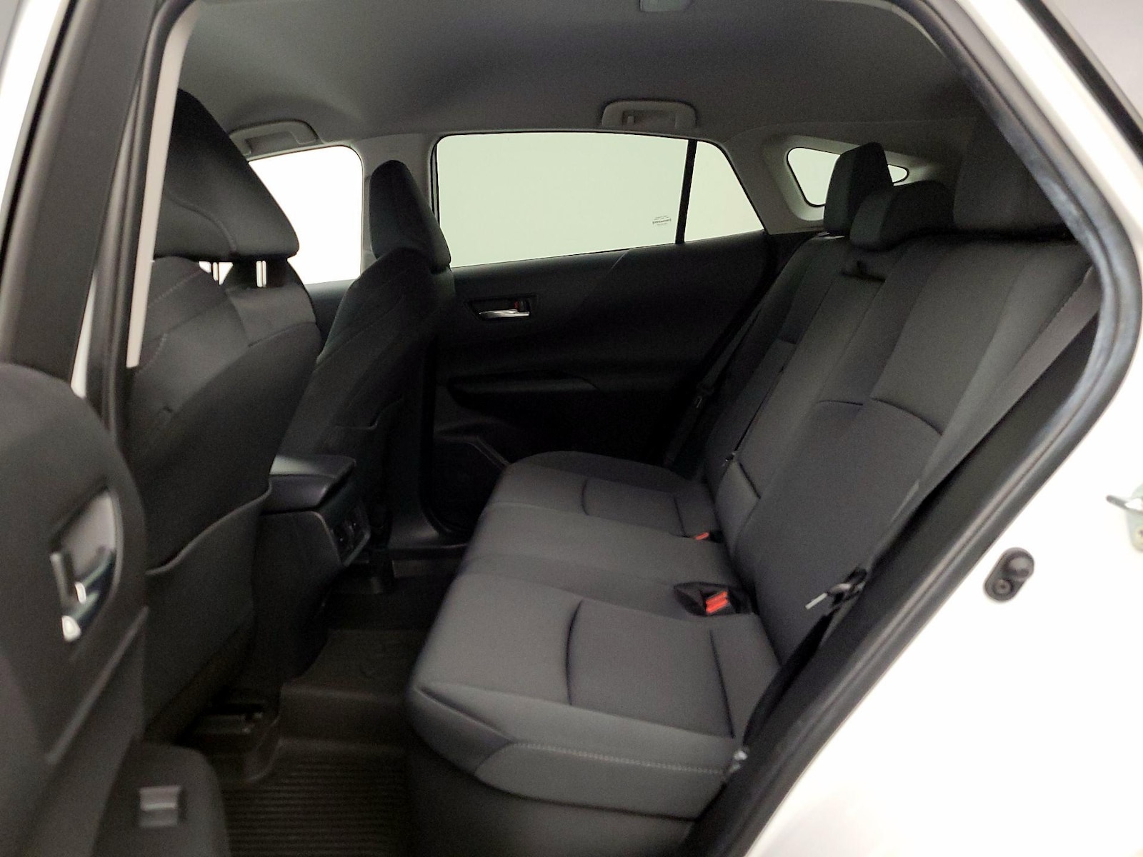 2023 Toyota Venza LE - Photo 20