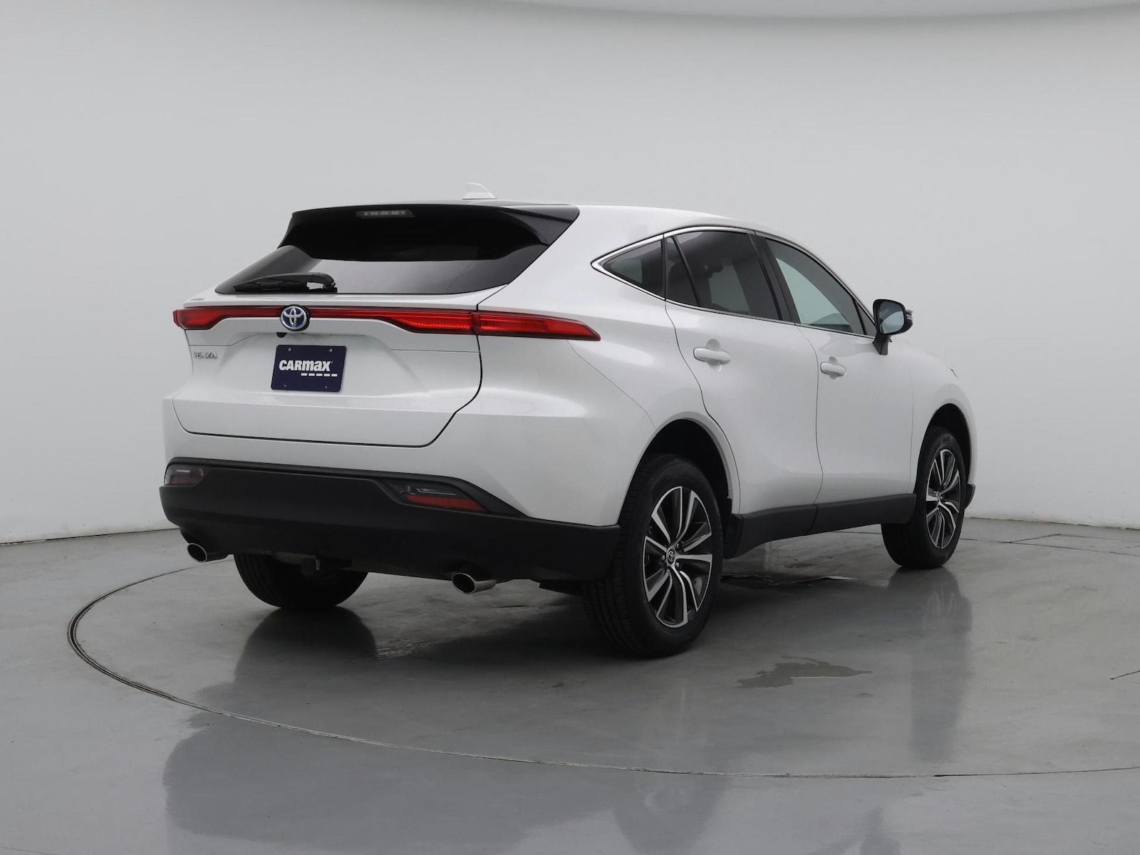 2023 Toyota Venza LE - Photo 9