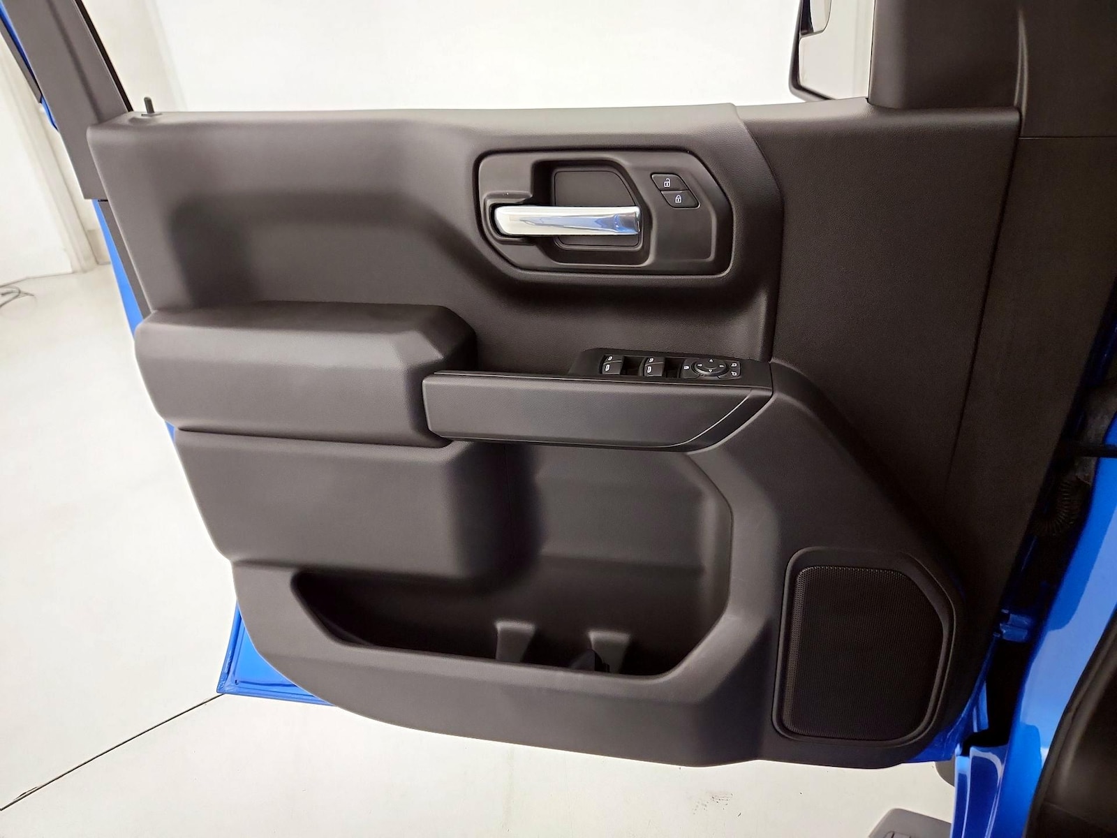 2026 Chevrolet Silverado 1500 Custom - Photo 13