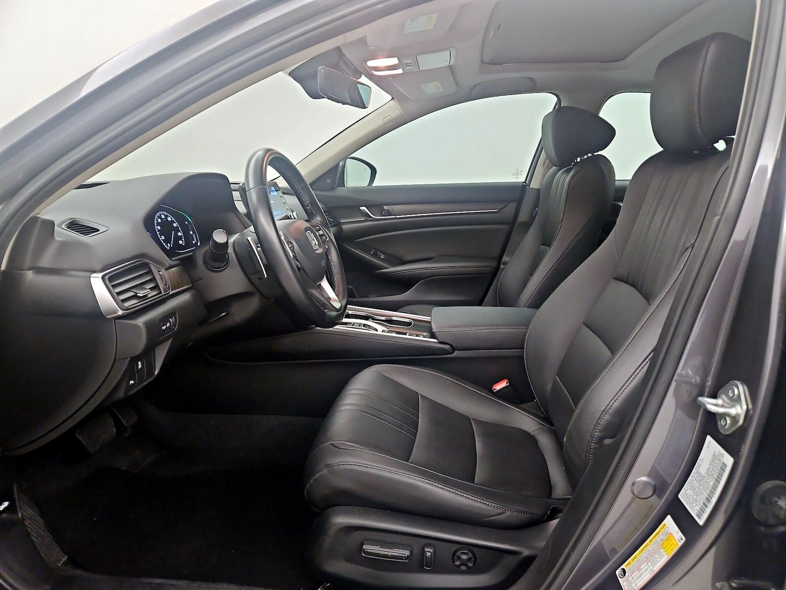 2022 Honda Accord Hybrid EX-L - Photo 12