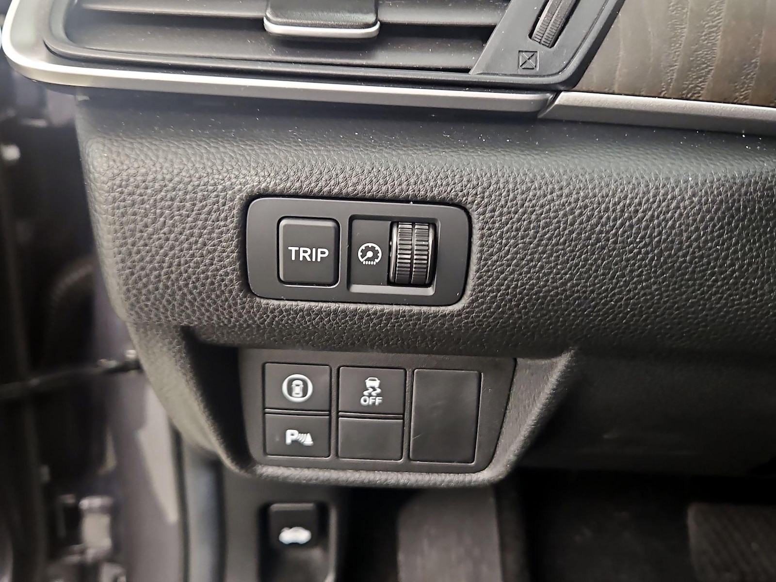 2022 Honda Accord Hybrid EX-L - Photo 14