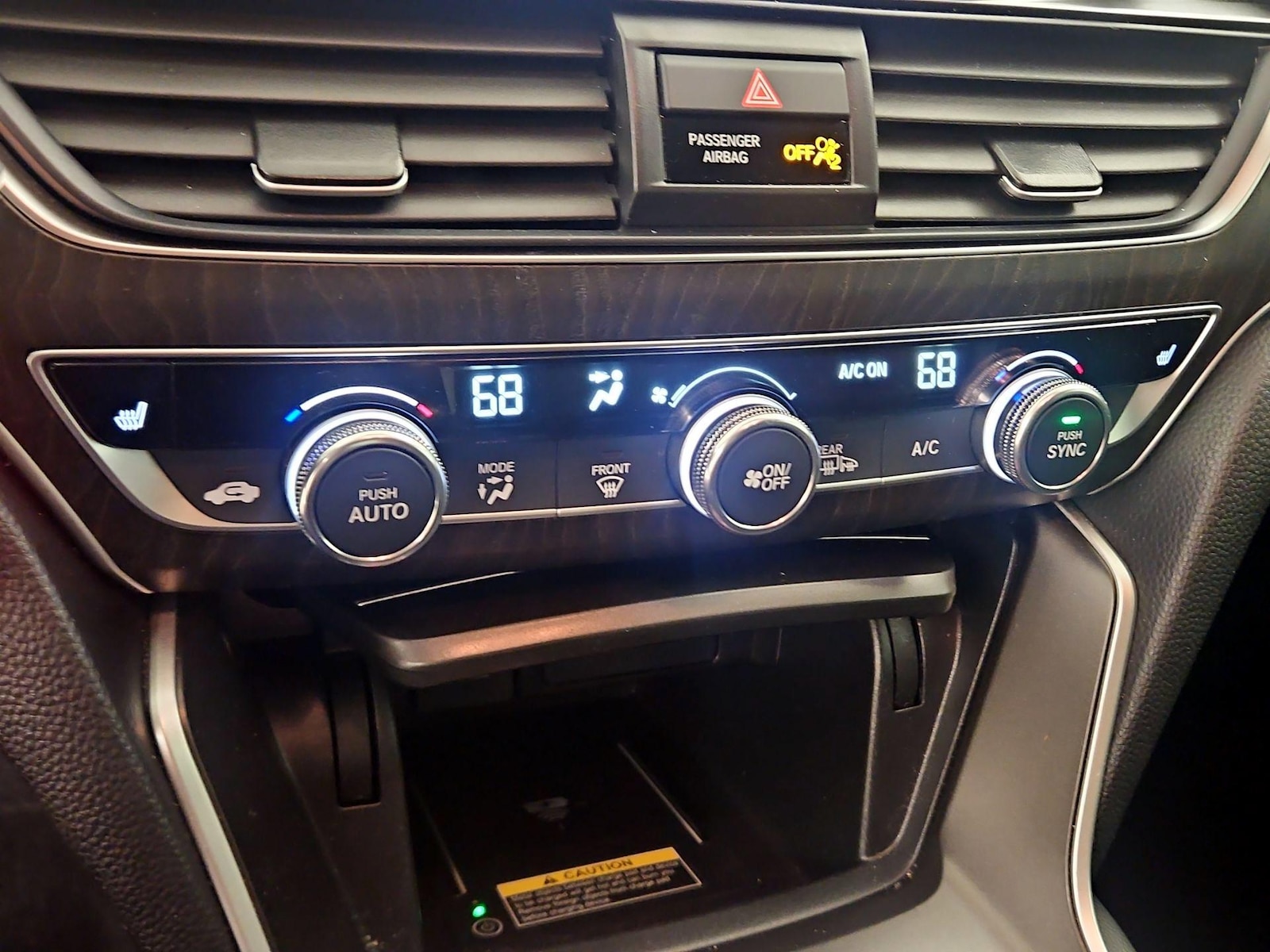 2022 Honda Accord Hybrid EX-L - Photo 17