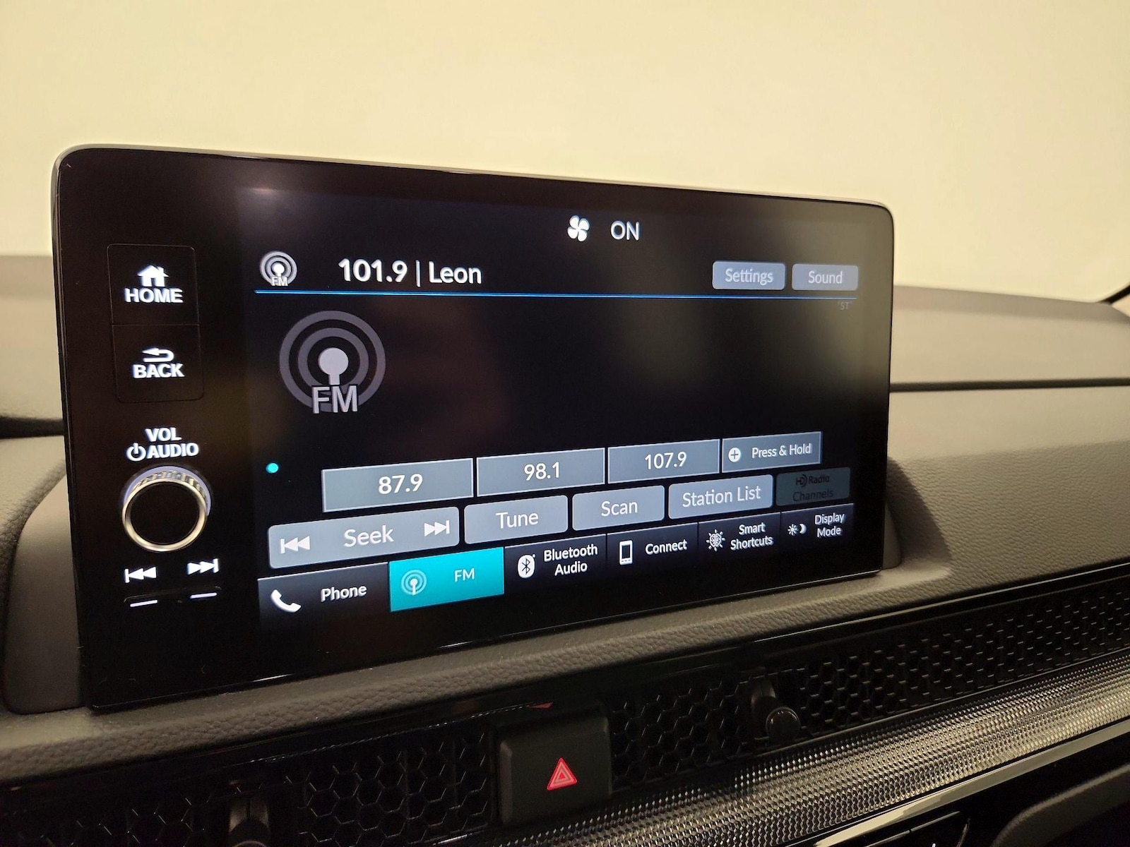 2024 Honda CR-V EX-L - Photo 16