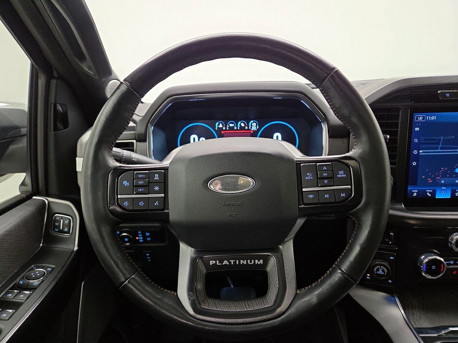 2023 Ford F-150 Platinum - Photo 11