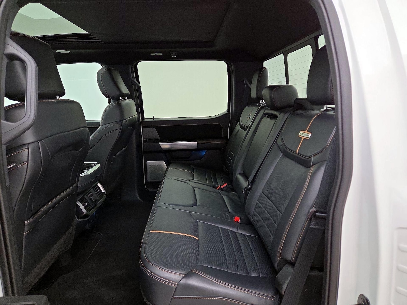 2023 Ford F-150 Platinum - Photo 22