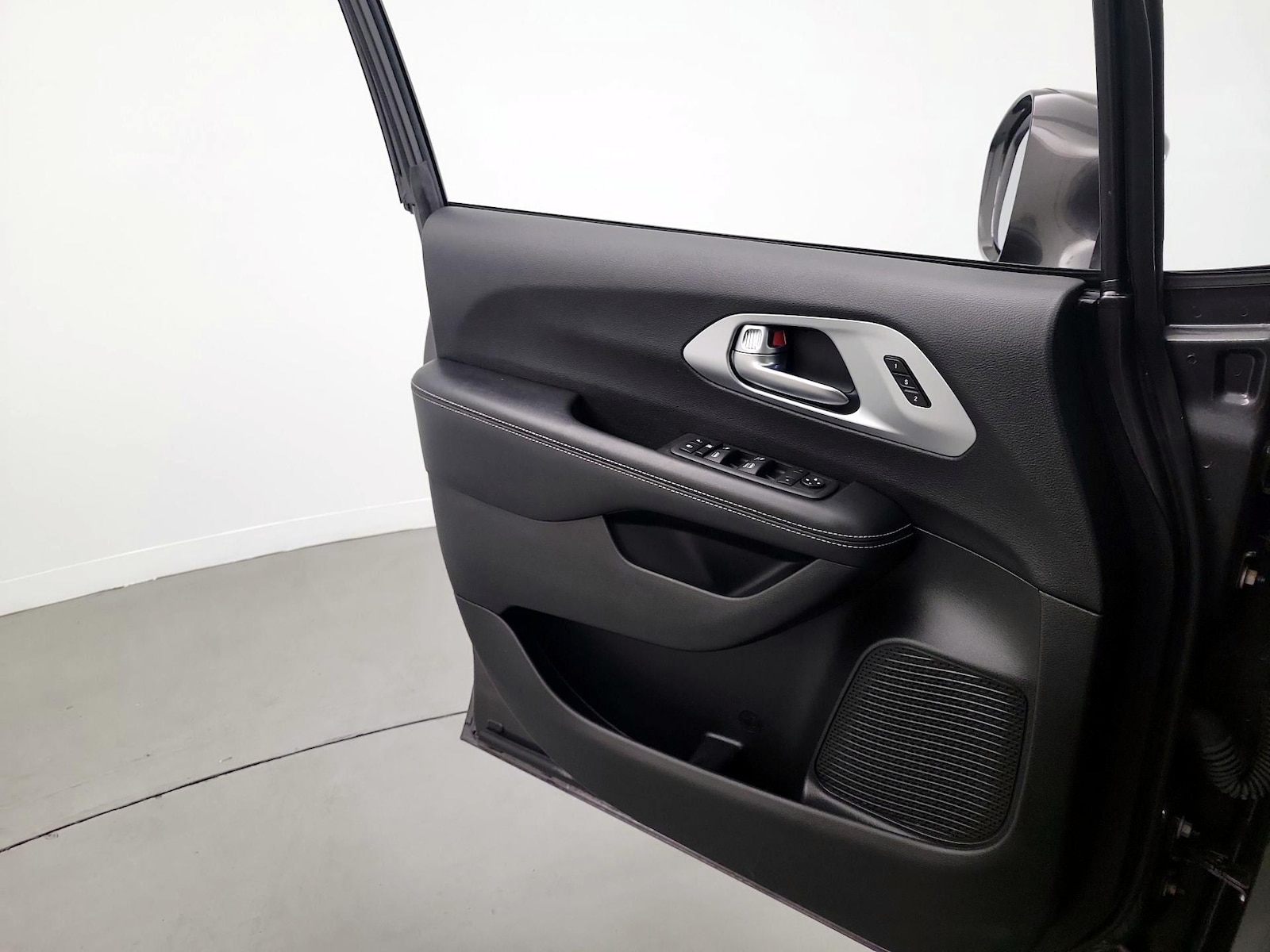 2022 Chrysler Pacifica Touring L - Photo 13