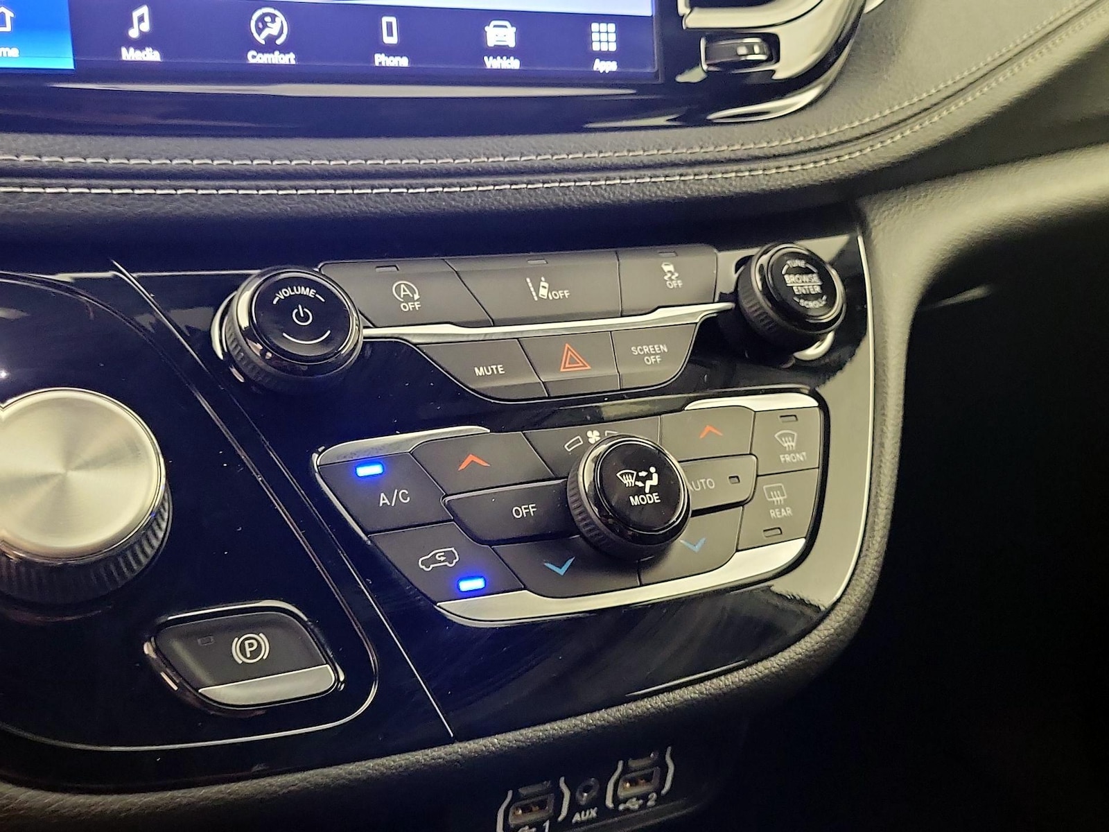2022 Chrysler Pacifica Touring L - Photo 17