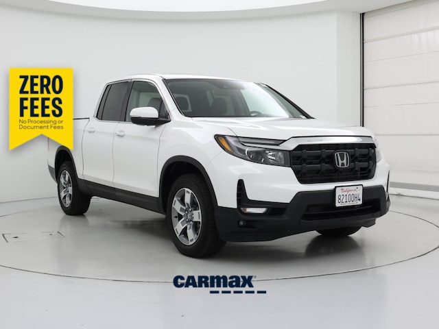 White 2025 Honda Ridgeline Pickup Truck All-Wheel Drive Automatic