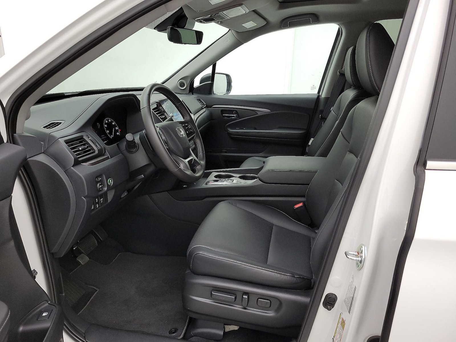 2025 Honda Ridgeline RTL - Photo 12