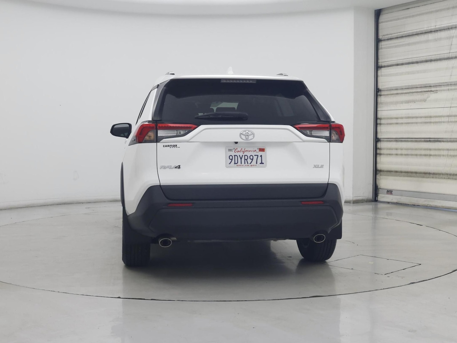 2022 Toyota RAV4 XLE - Photo 7