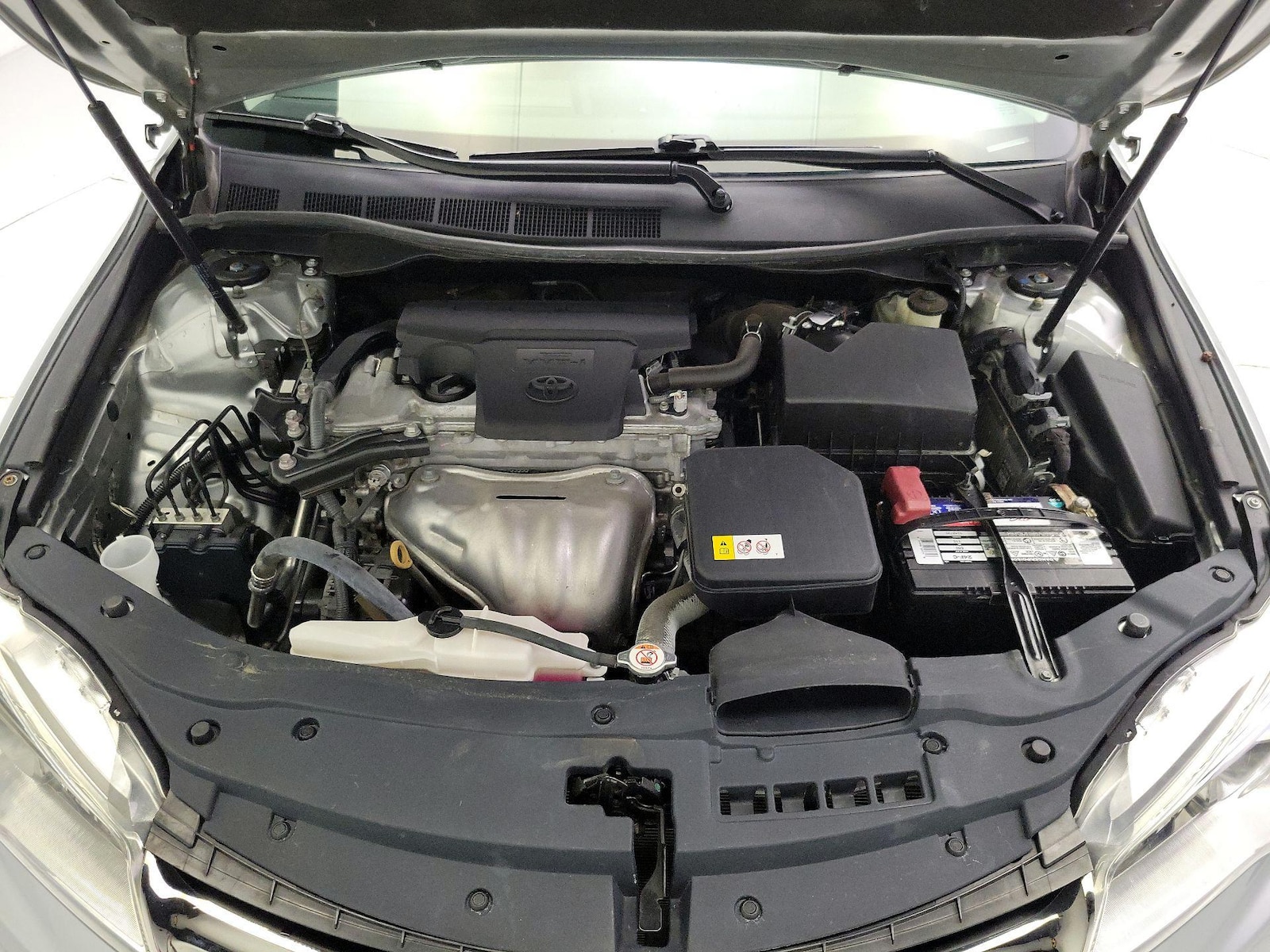 2017 Toyota Camry SE - Photo 22