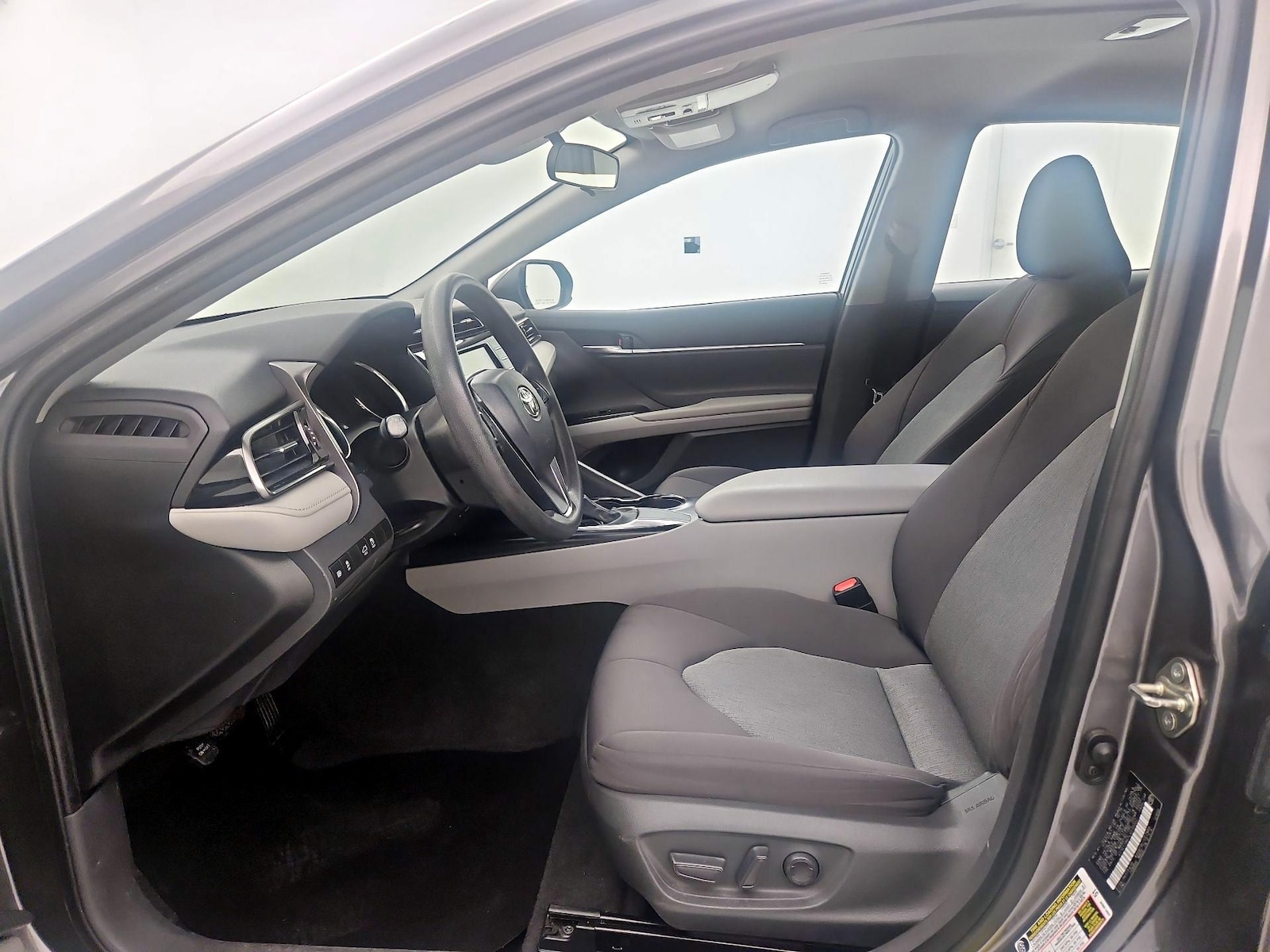 Power Seat(s) & Side Airbags