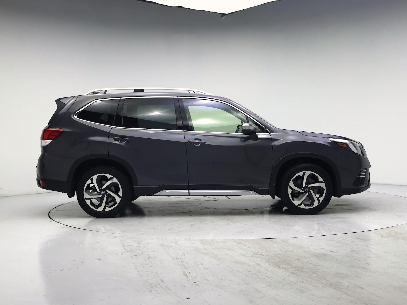 2022 Subaru Forester Touring - Photo 8