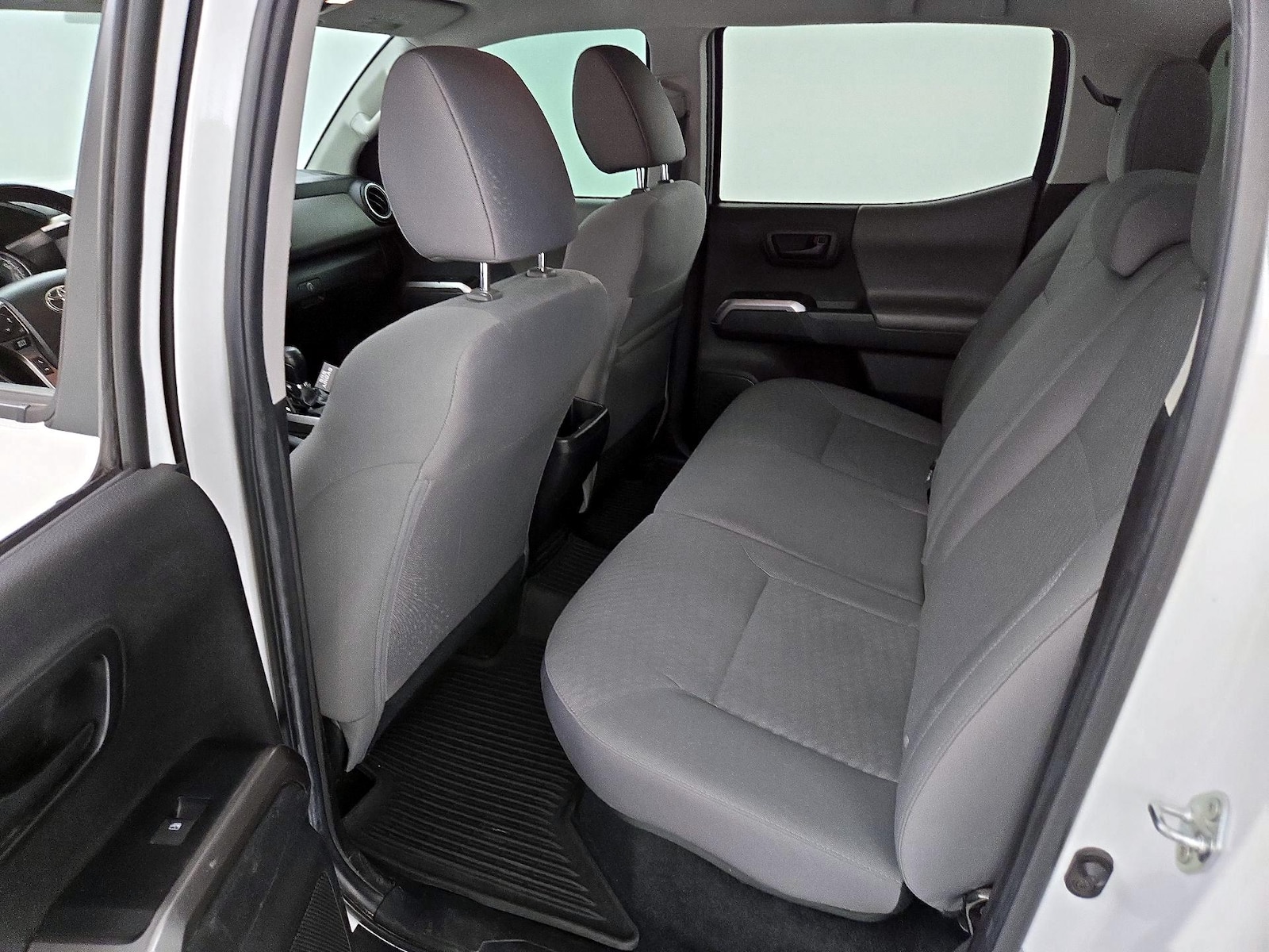 2022 Toyota Tacoma SR5 - Photo 20