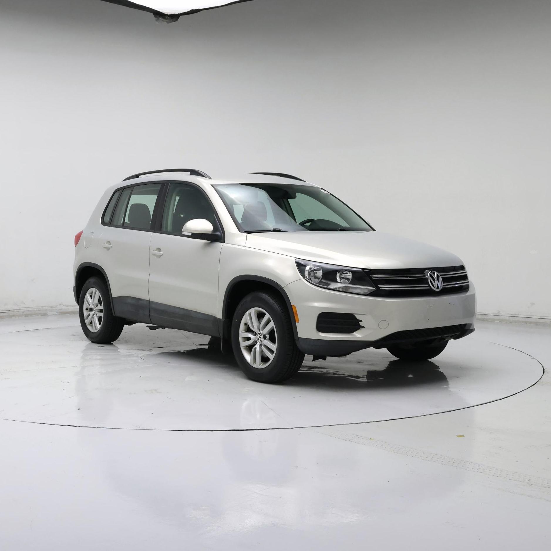  2015 Volkswagen Tiguan S 4Motion   