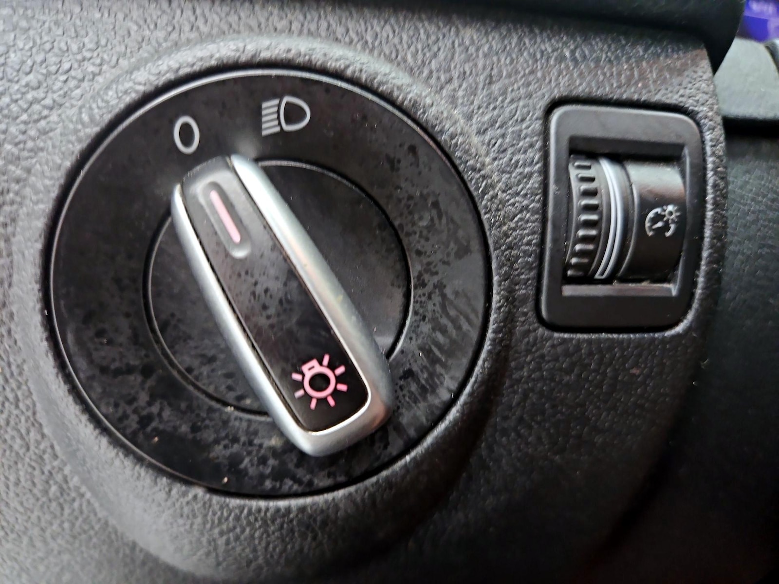 2015 Volkswagen Tiguan S - Photo 14