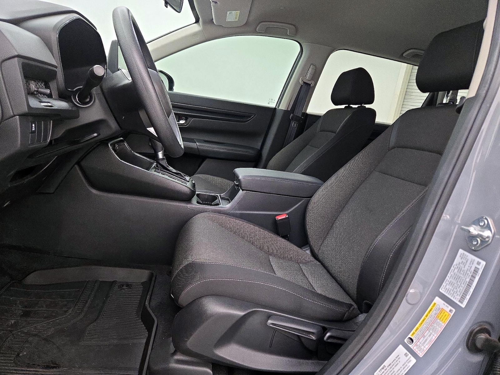 2025 Honda CR-V LX - Photo 12