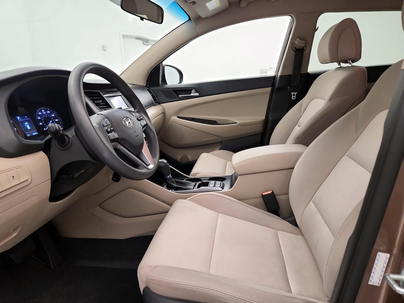 2017 Hyundai Tucson SE - Photo 12