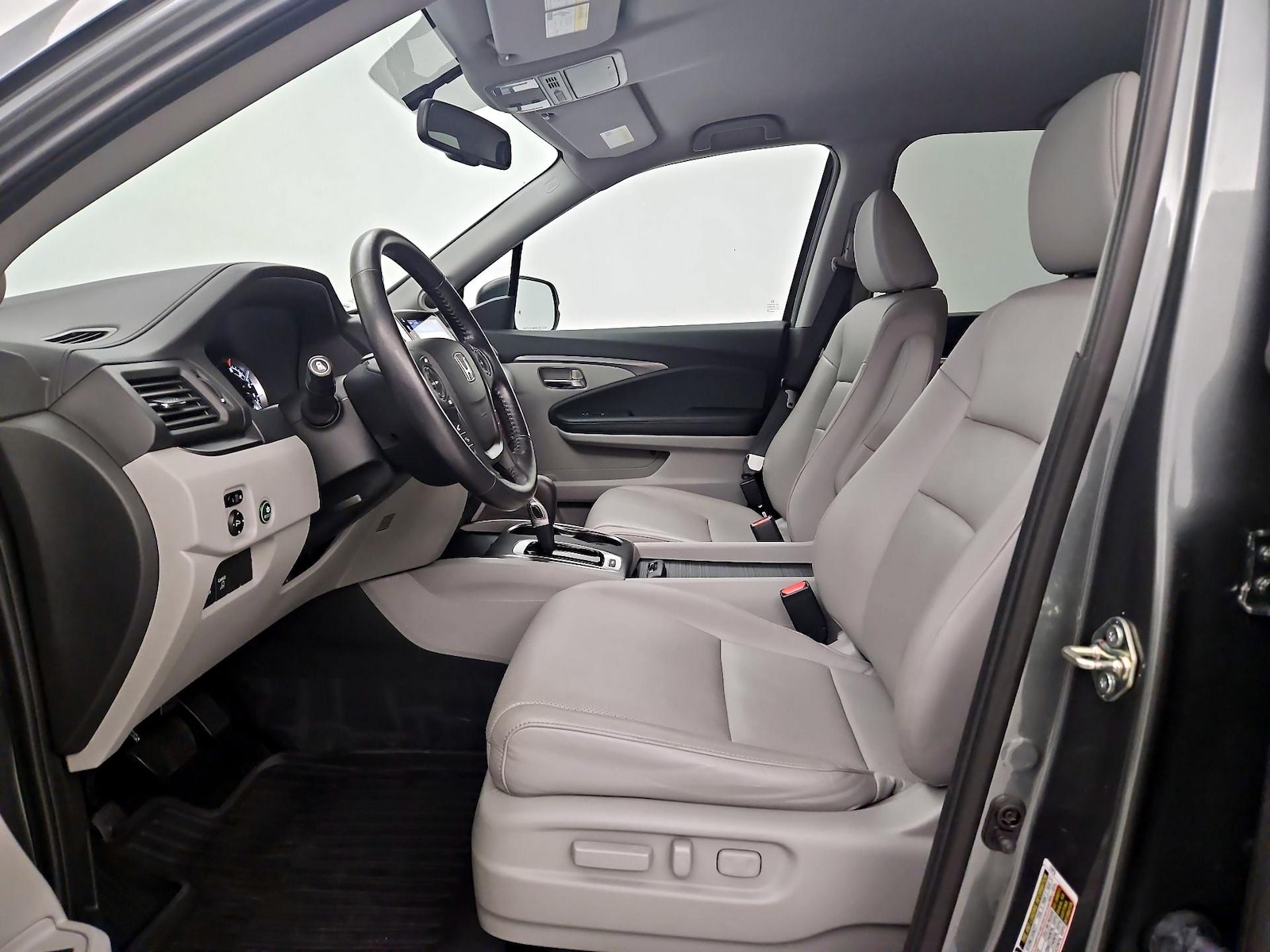 2017 Honda Ridgeline RTL-T - Photo 12